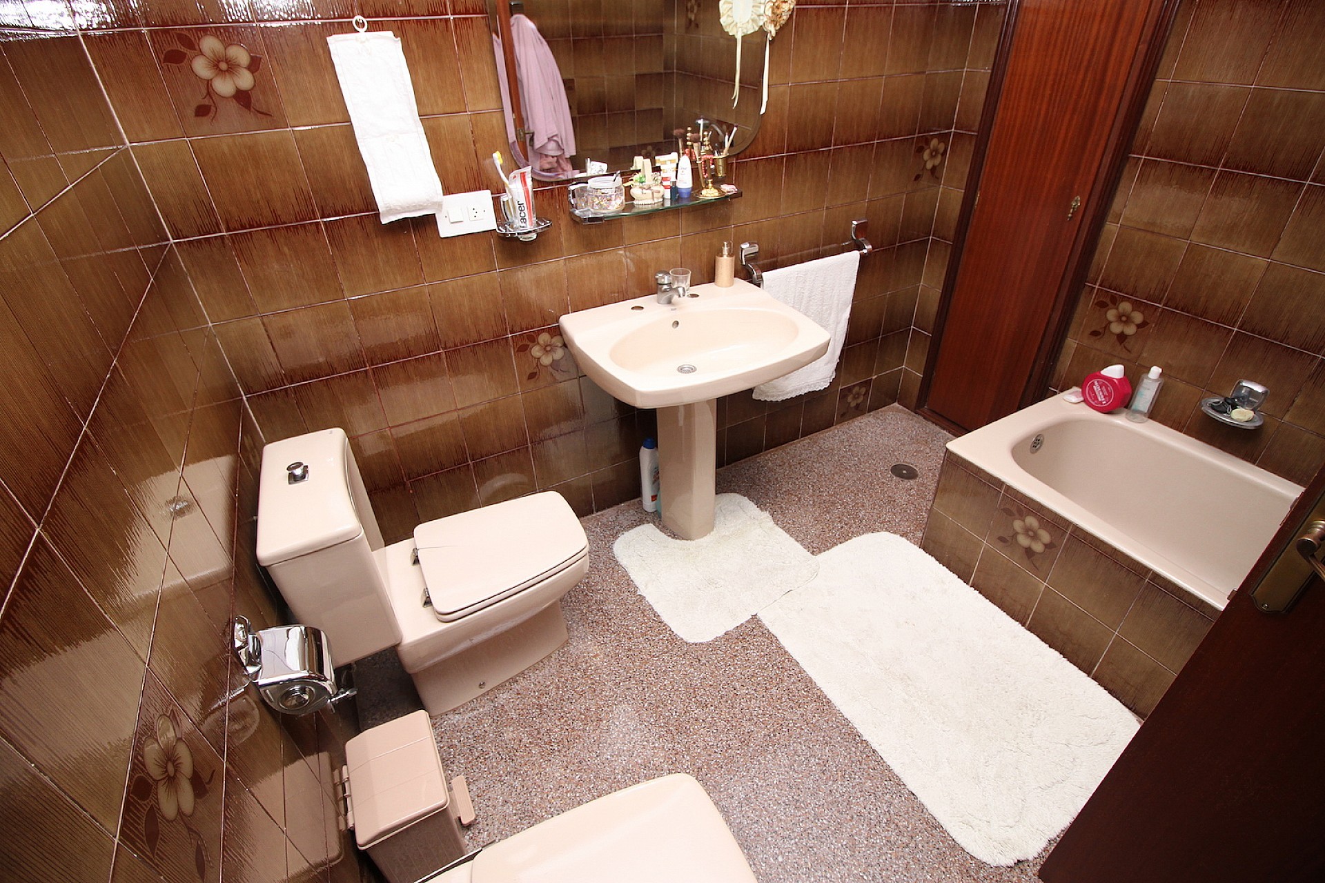 Resale - 4 Bedroom 3 Bathroom Townhouse in Monóvar -  - Alicante