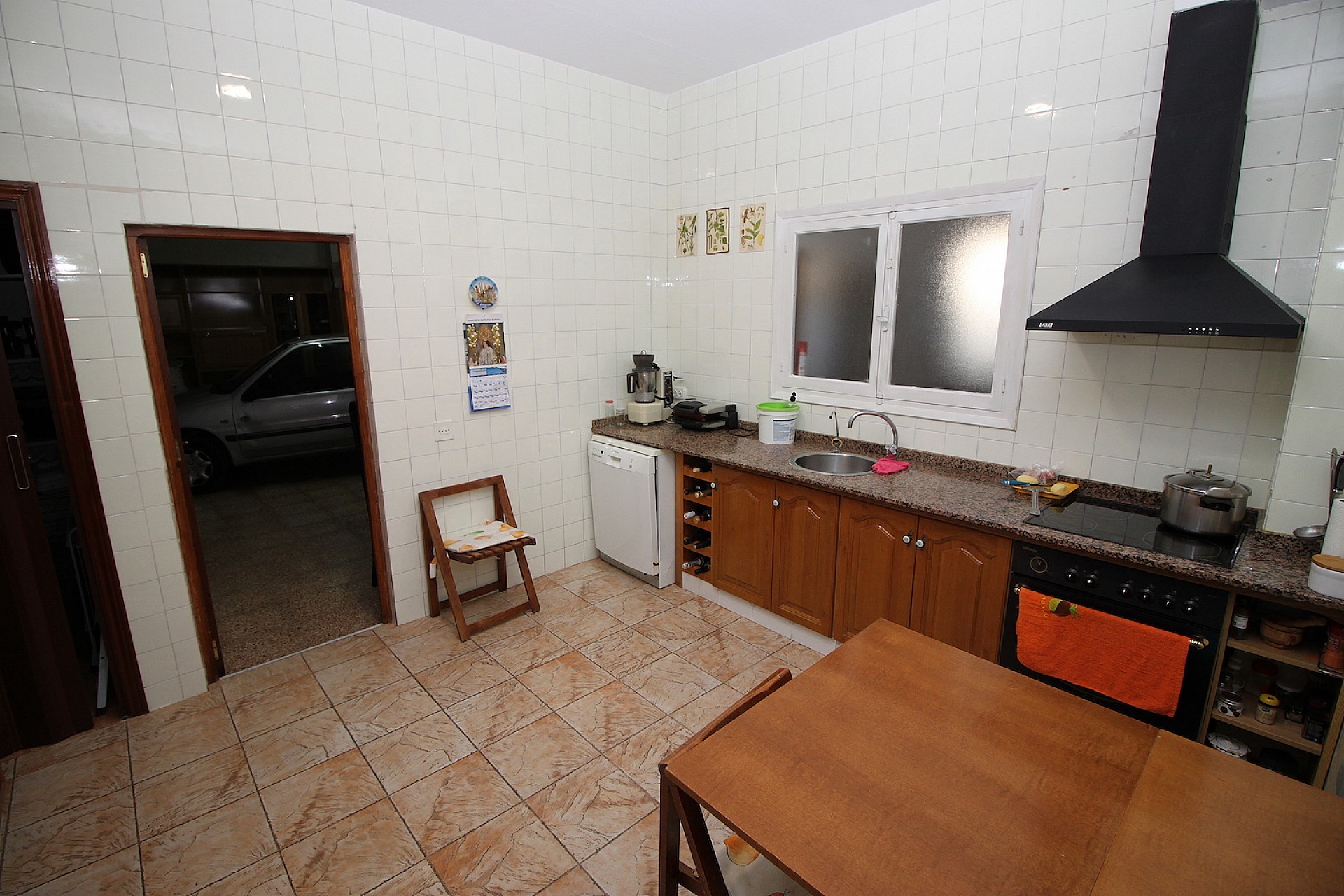 Resale - 4 Bedroom 3 Bathroom Townhouse in Monóvar -  - Alicante