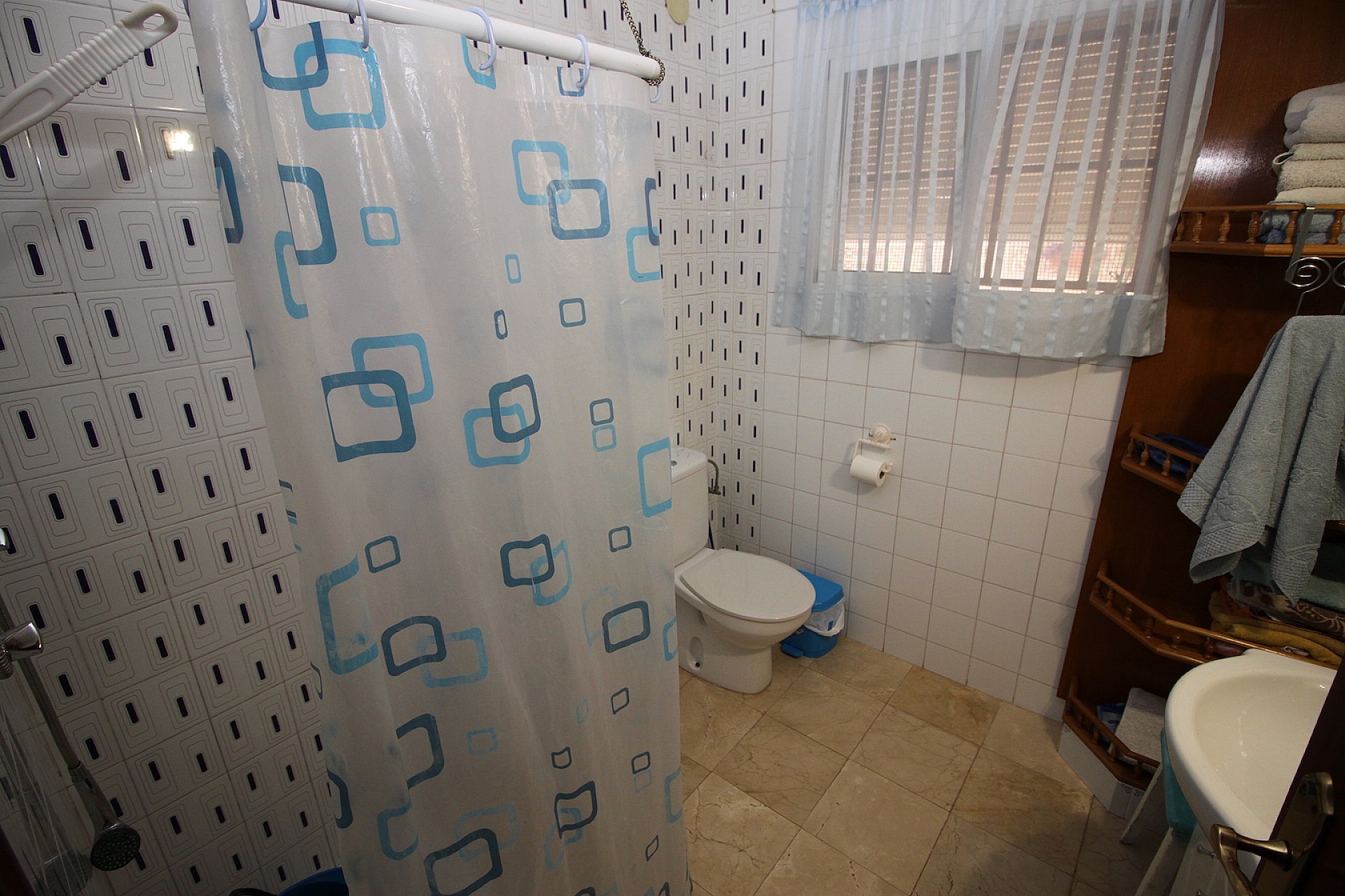 Resale - 4 Bedroom 3 Bathroom Townhouse in Monóvar -  - Alicante