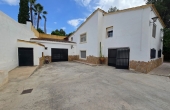 3 Bedroom 2 Bathroom Villa in Sax