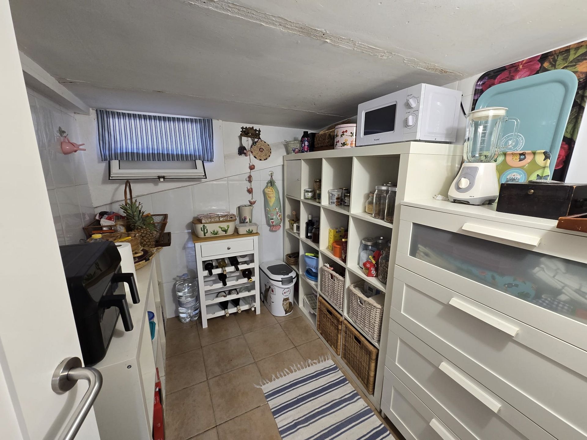Resale - 3 Bedroom 2 Bathroom Villa in Sax -  - Alicante