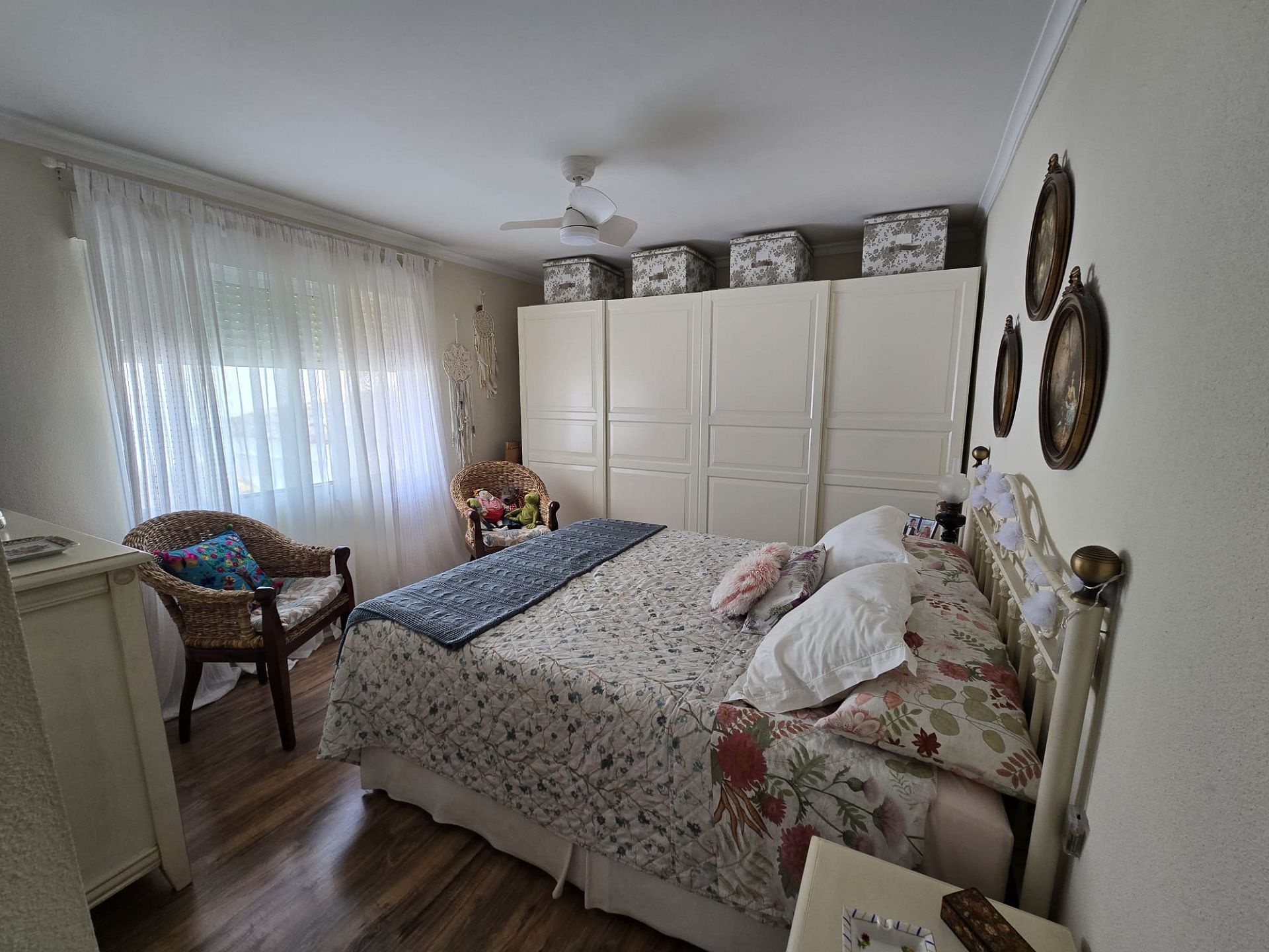 Resale - 3 Bedroom 2 Bathroom Villa in Sax -  - Alicante