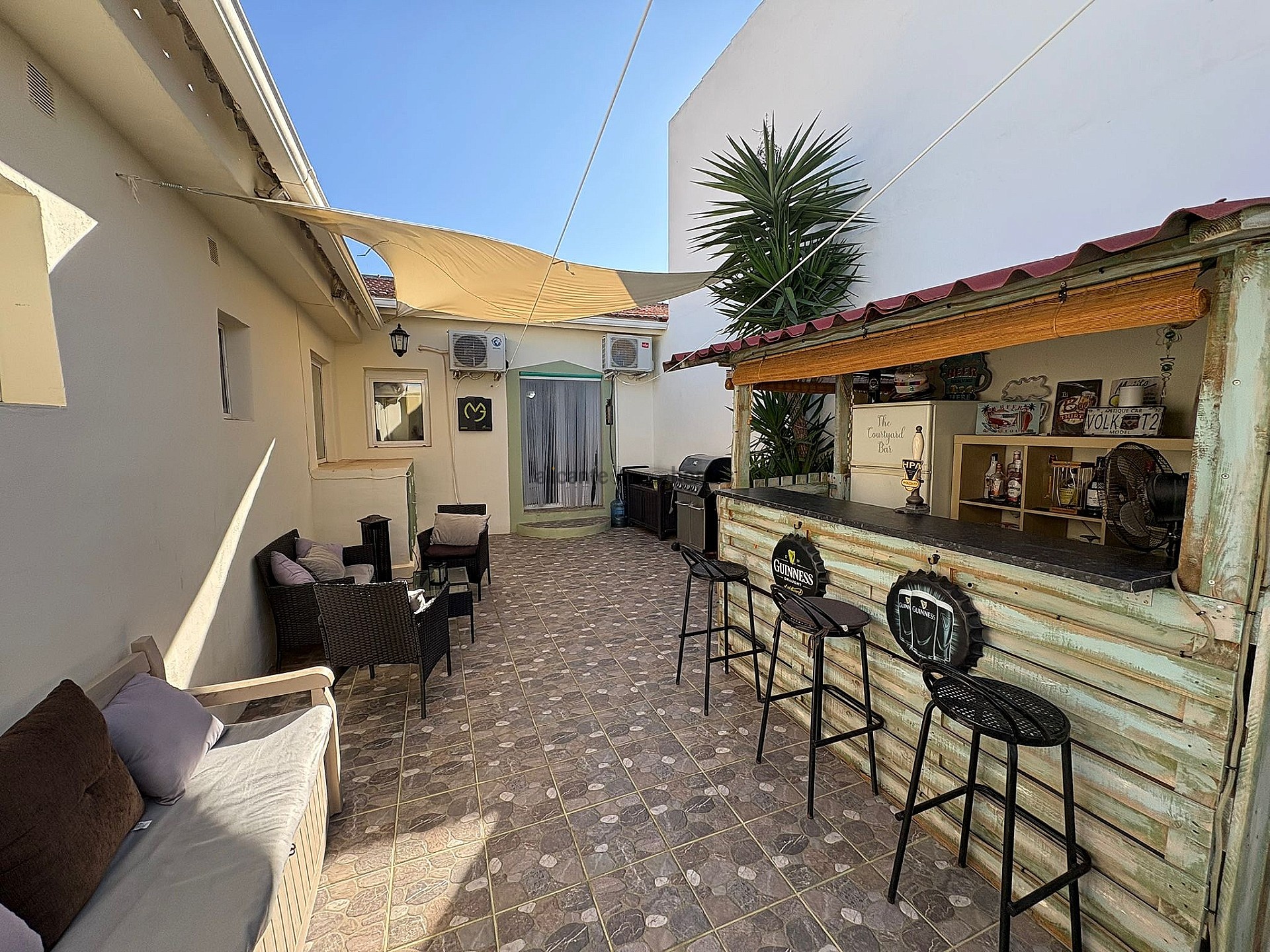Resale - 3 Bedroom 2 Bathroom Townhouse in Casas del Señor -  - Alicante