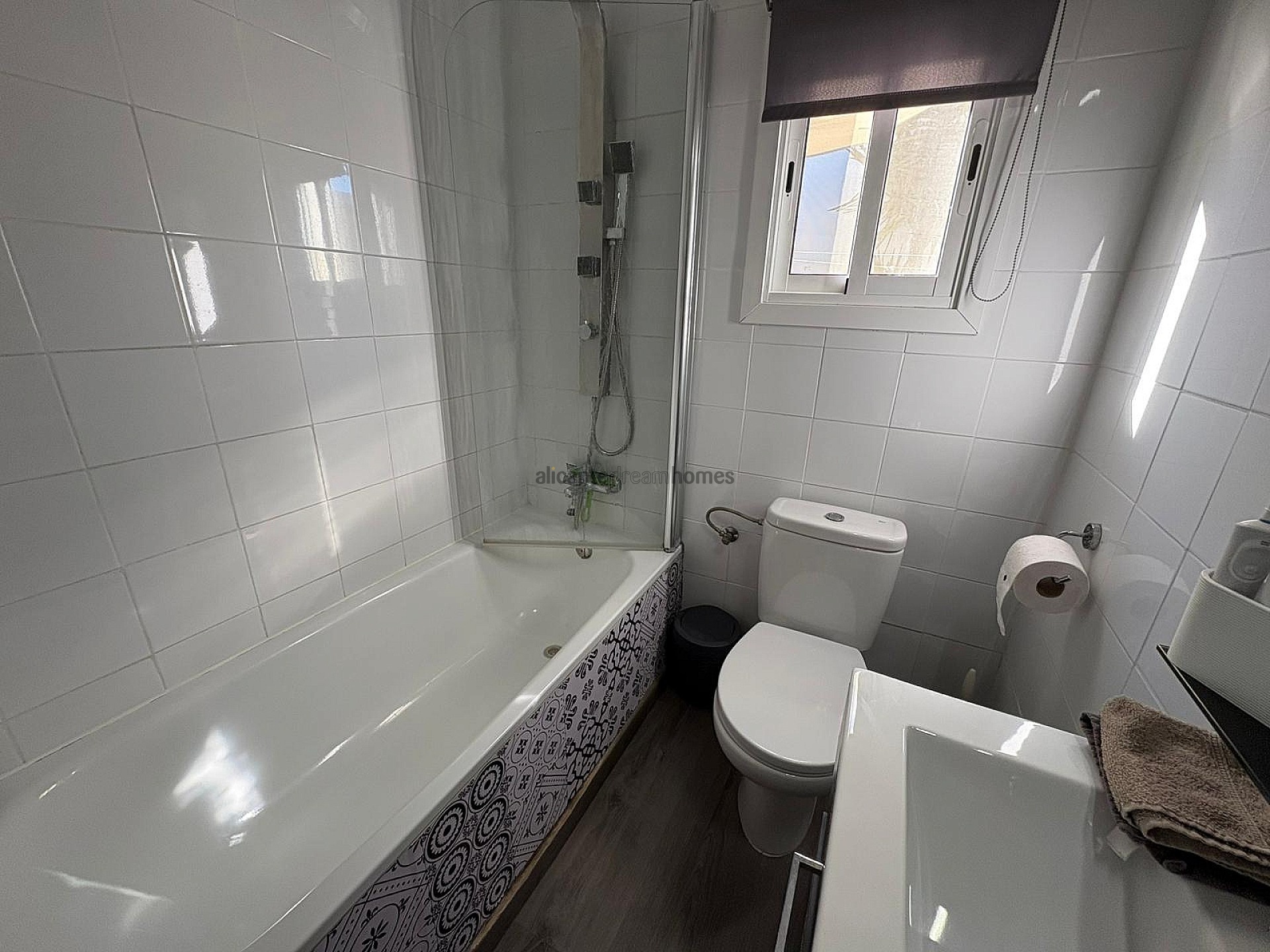 Resale - 3 Bedroom 2 Bathroom Townhouse in Casas del Señor -  - Alicante