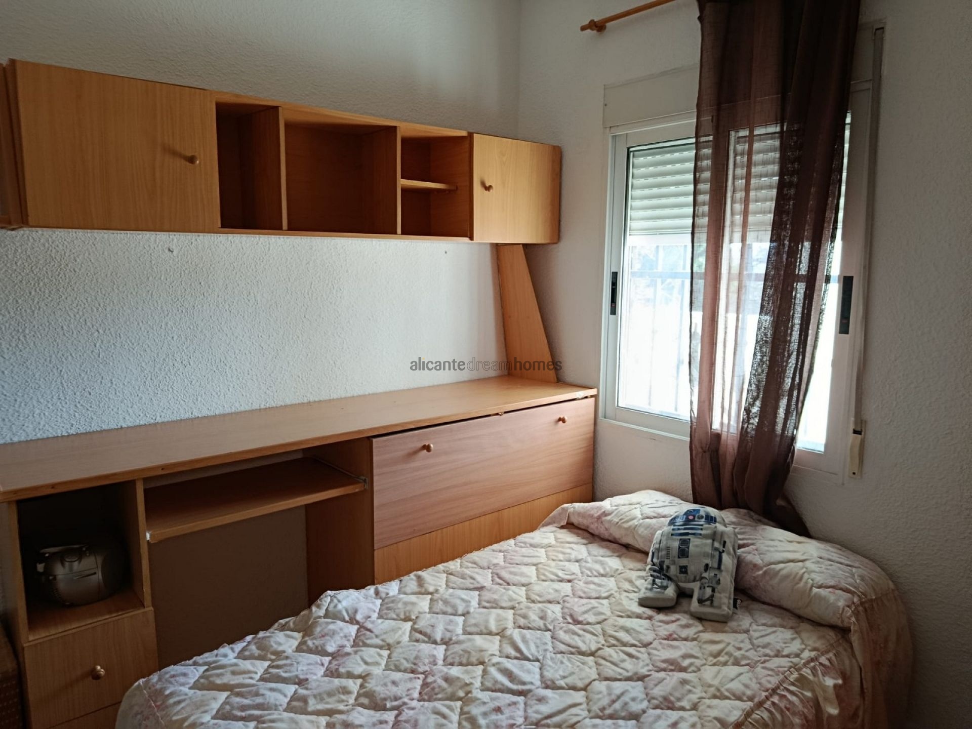 Resale - 5 Bedroom 2 Bathroom Villa in Elche -  - Alicante
