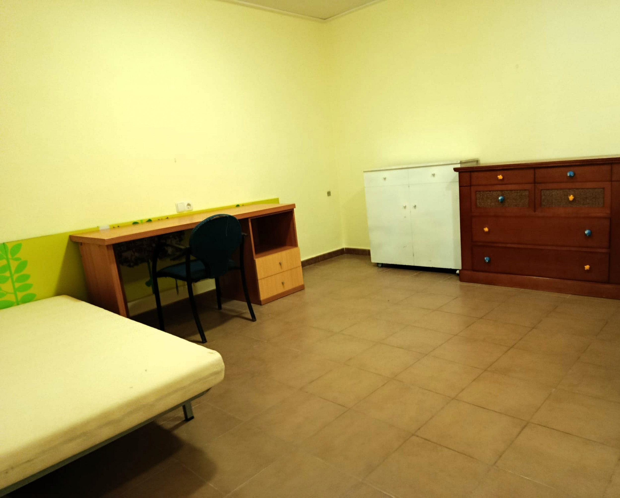 Resale - 5 Bedroom 2 Bathroom Villa in Elche -  - Alicante