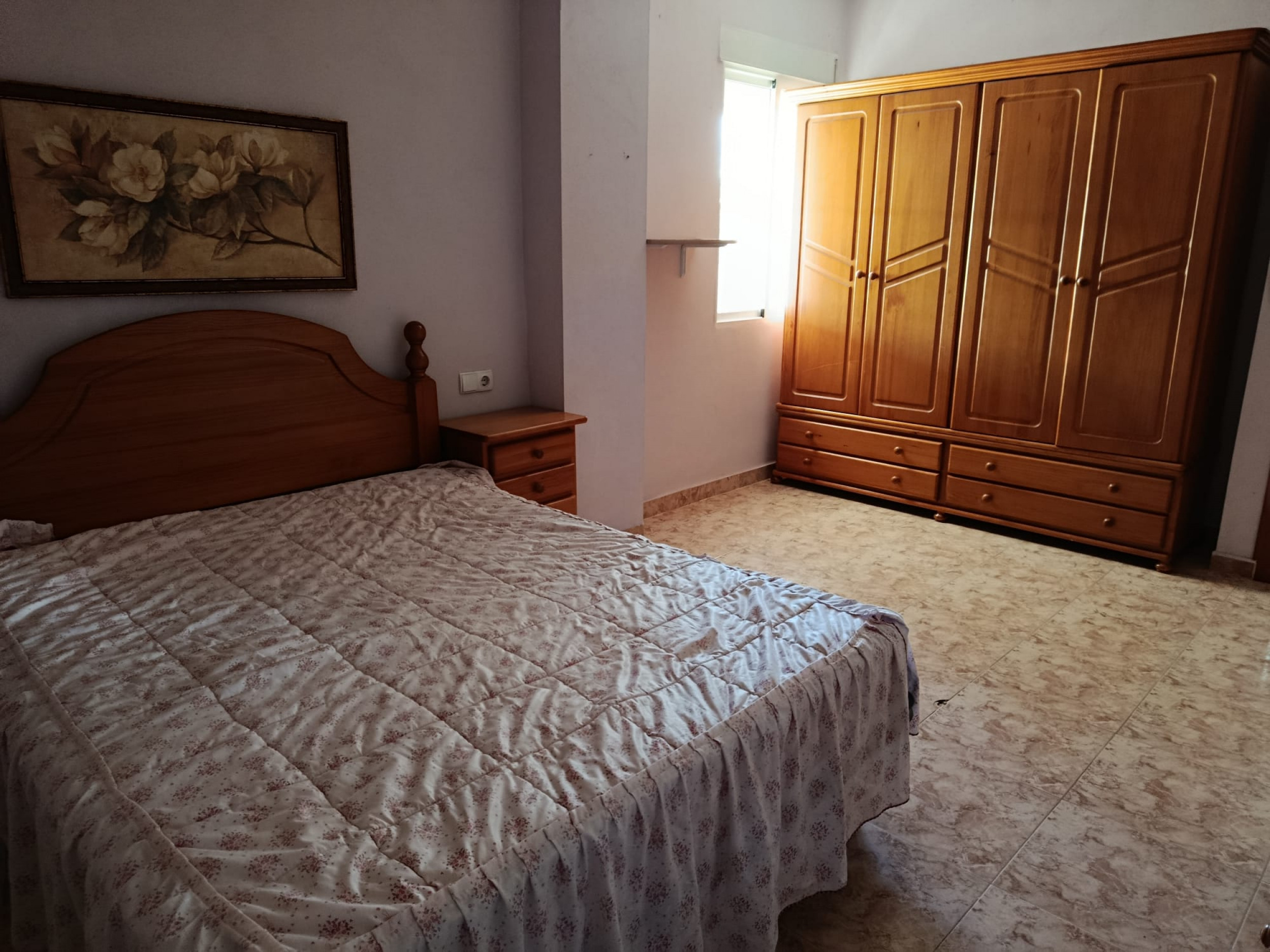 Resale - 5 Bedroom 2 Bathroom Villa in Elche -  - Alicante