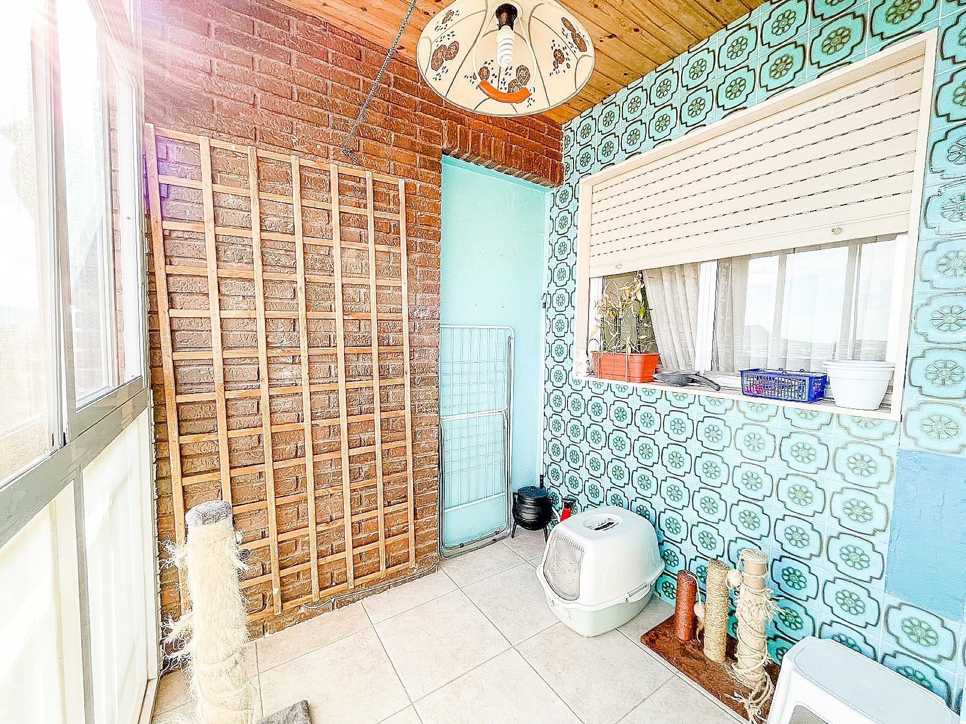 Resale - 3 Bedroom 2 Bathroom Apartment in Elda -  - Alicante