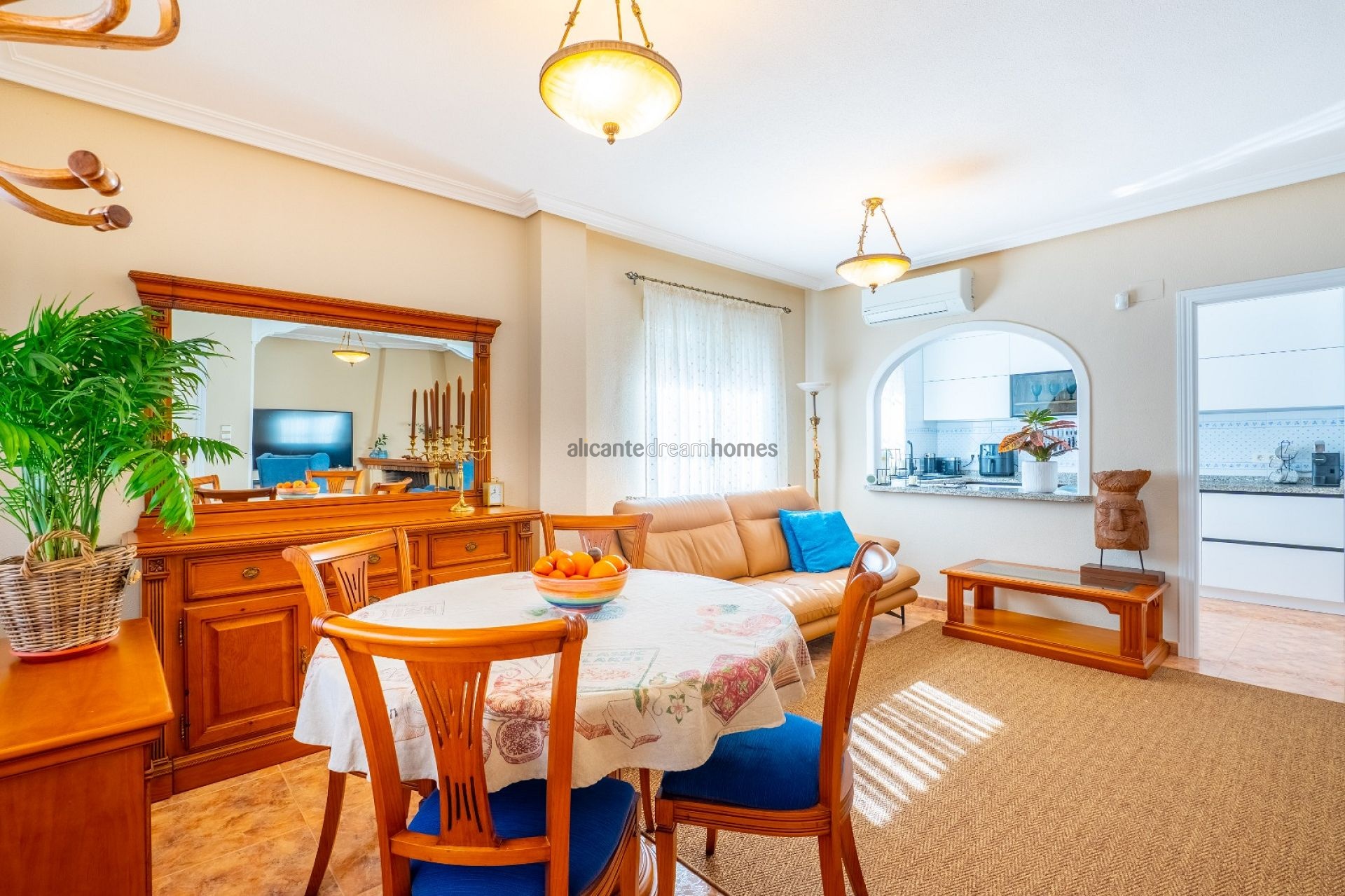 Resale - 2 Bedroom 2 Bathroom Duplex in Orihuela Costa -  - Alicante