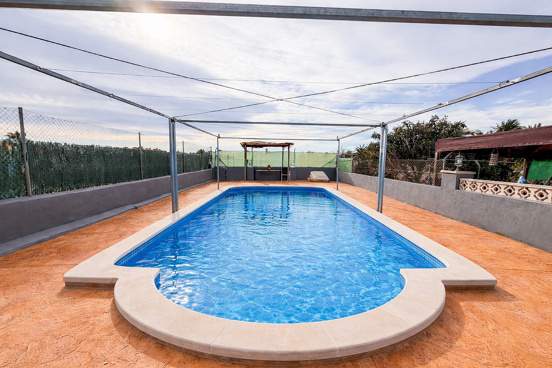 Resale - 2 Bedroom 2 Bathroom Country house in Elche -  - Alicante
