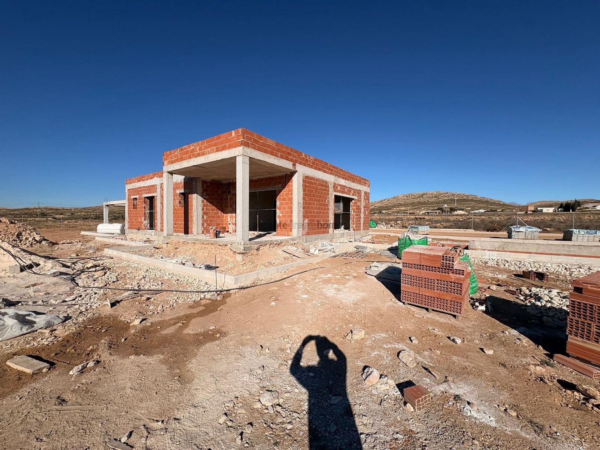 Resale - 3 Bedroom 3 Bathroom Villa in Torre Del Rico -  - Murcia