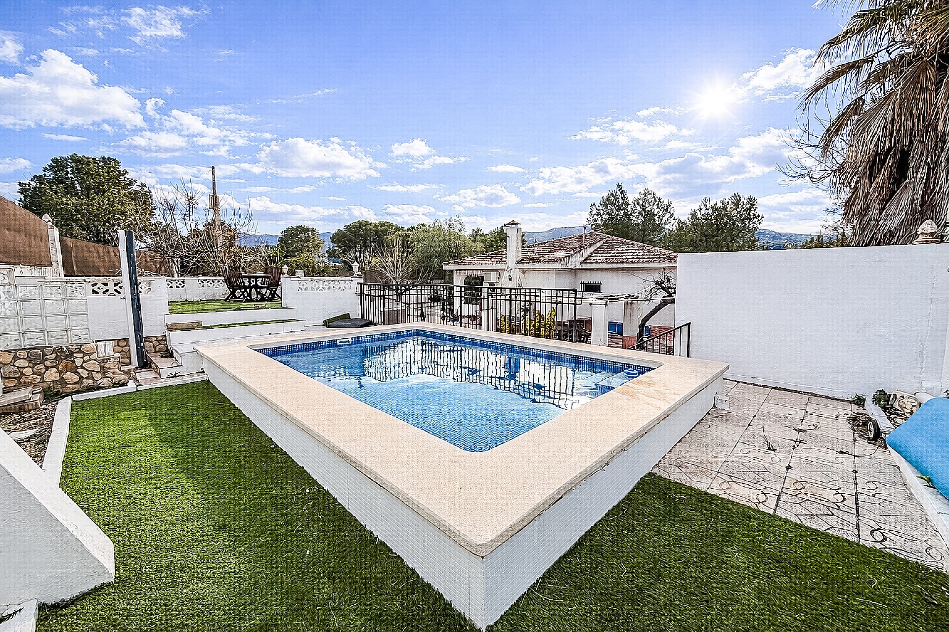 Resale - 4 Bedroom 1 Bathroom Villa in Tibi -  - Alicante