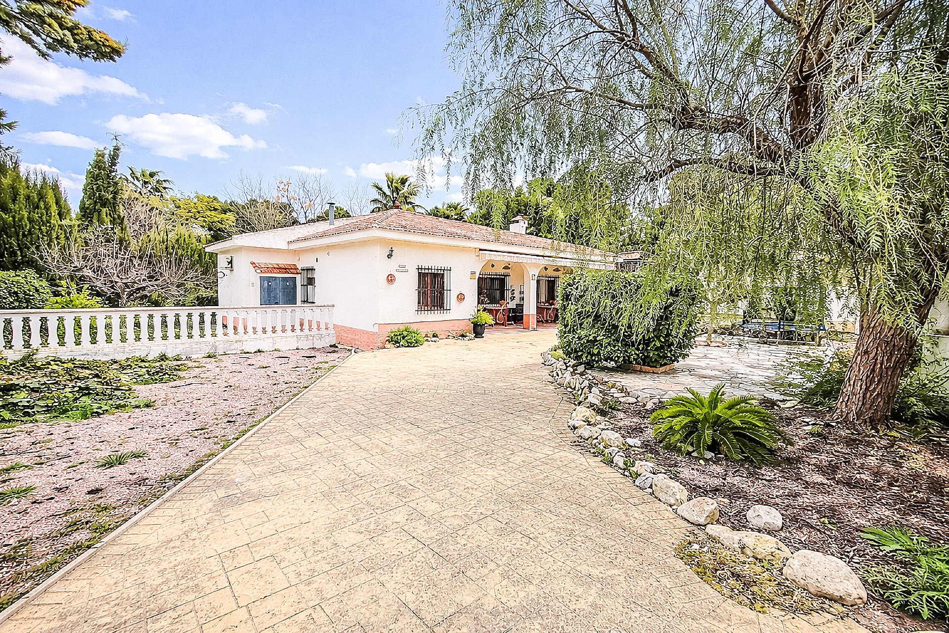 Resale - 4 Bedroom 1 Bathroom Villa in Tibi -  - Alicante