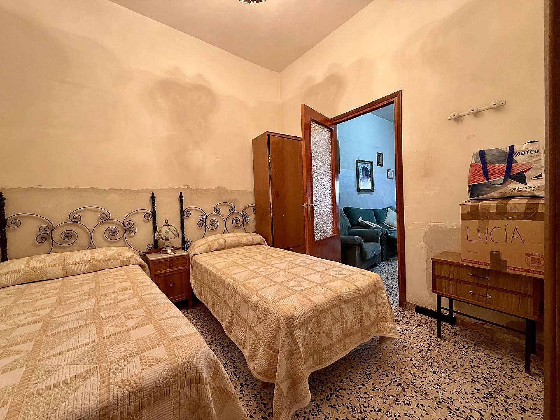 Resale - 5 Bedroom 1 Bathroom Townhouse in Pinoso - , Pinoso, Alicante, Spain - Alicante