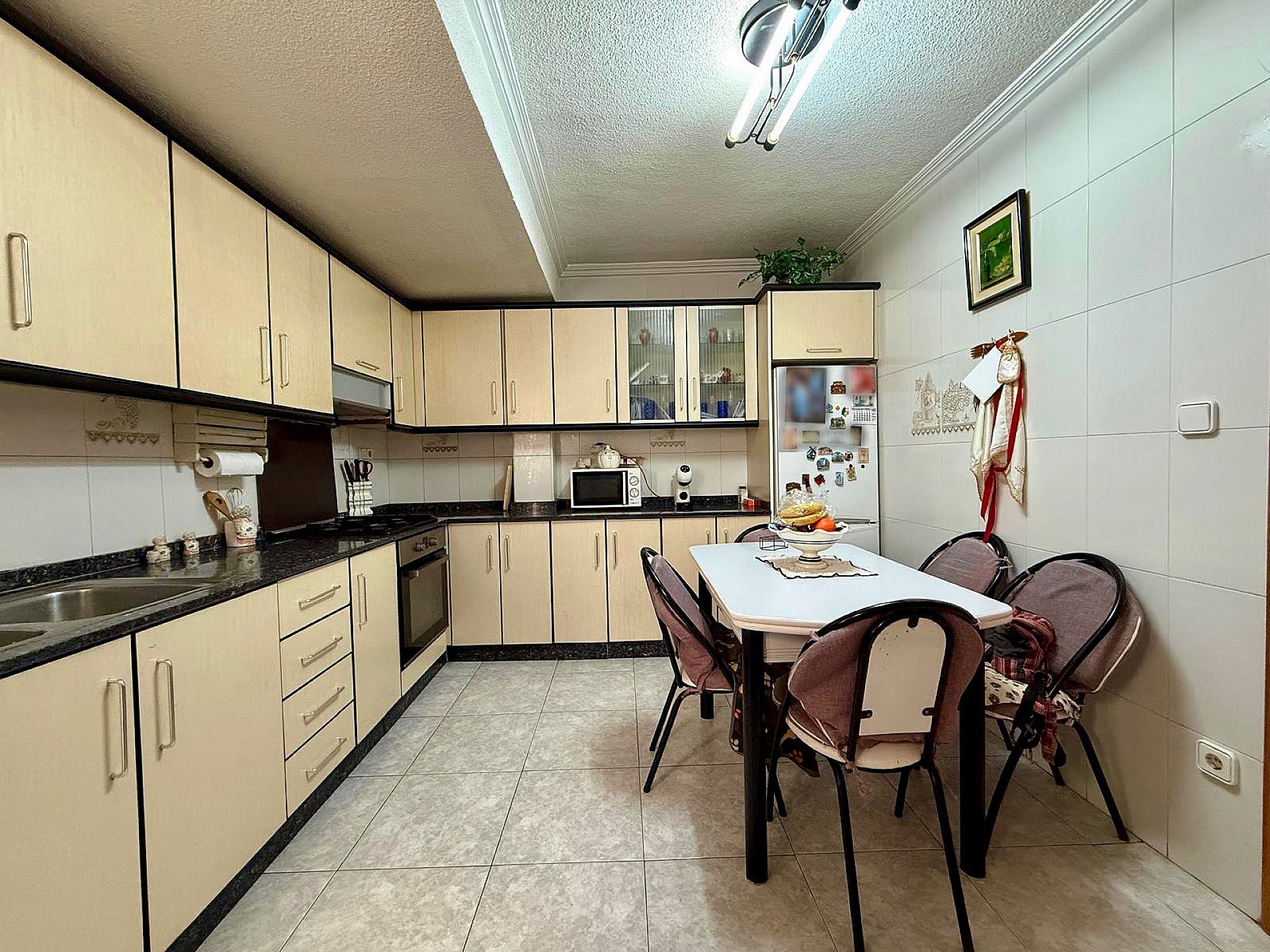 Resale - 5 Bedroom 2 Bathroom Apartment in Pinoso - , Pinoso, Alicante, Spain - Alicante