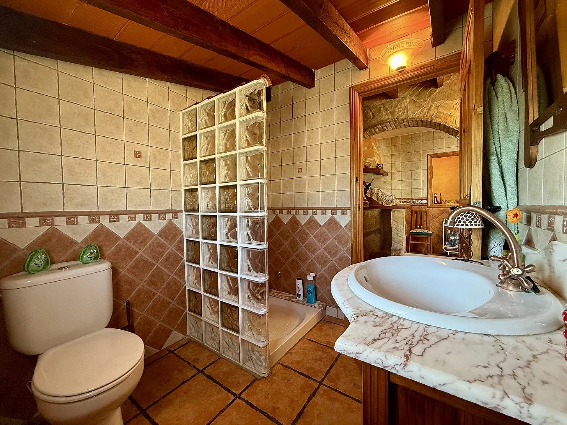 Resale - 5 Bedroom 2 Bathroom Apartment in Pinoso - , Pinoso, Alicante, Spain - Alicante