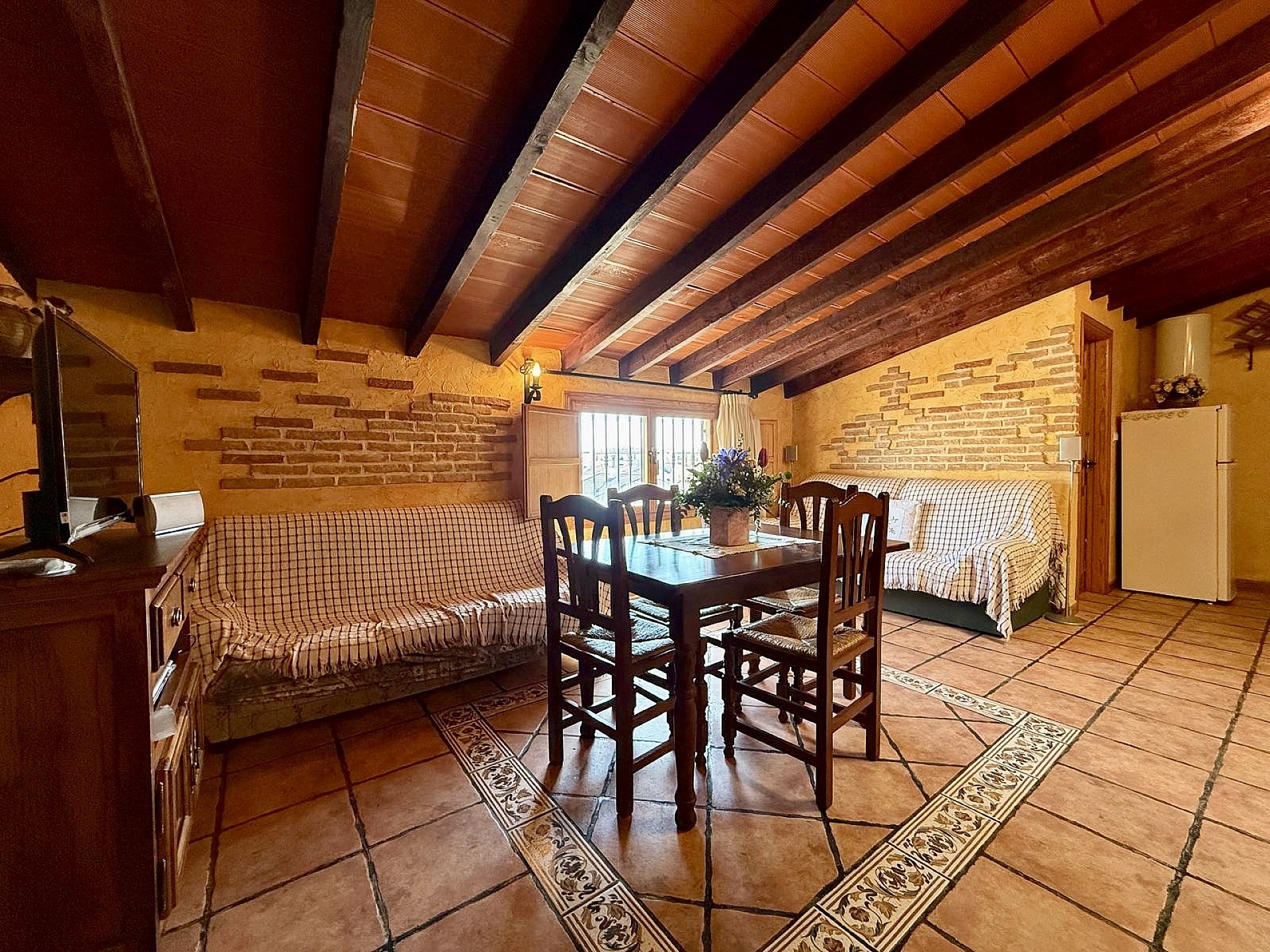 Resale - 5 Bedroom 2 Bathroom Apartment in Pinoso - , Pinoso, Alicante, Spain - Alicante