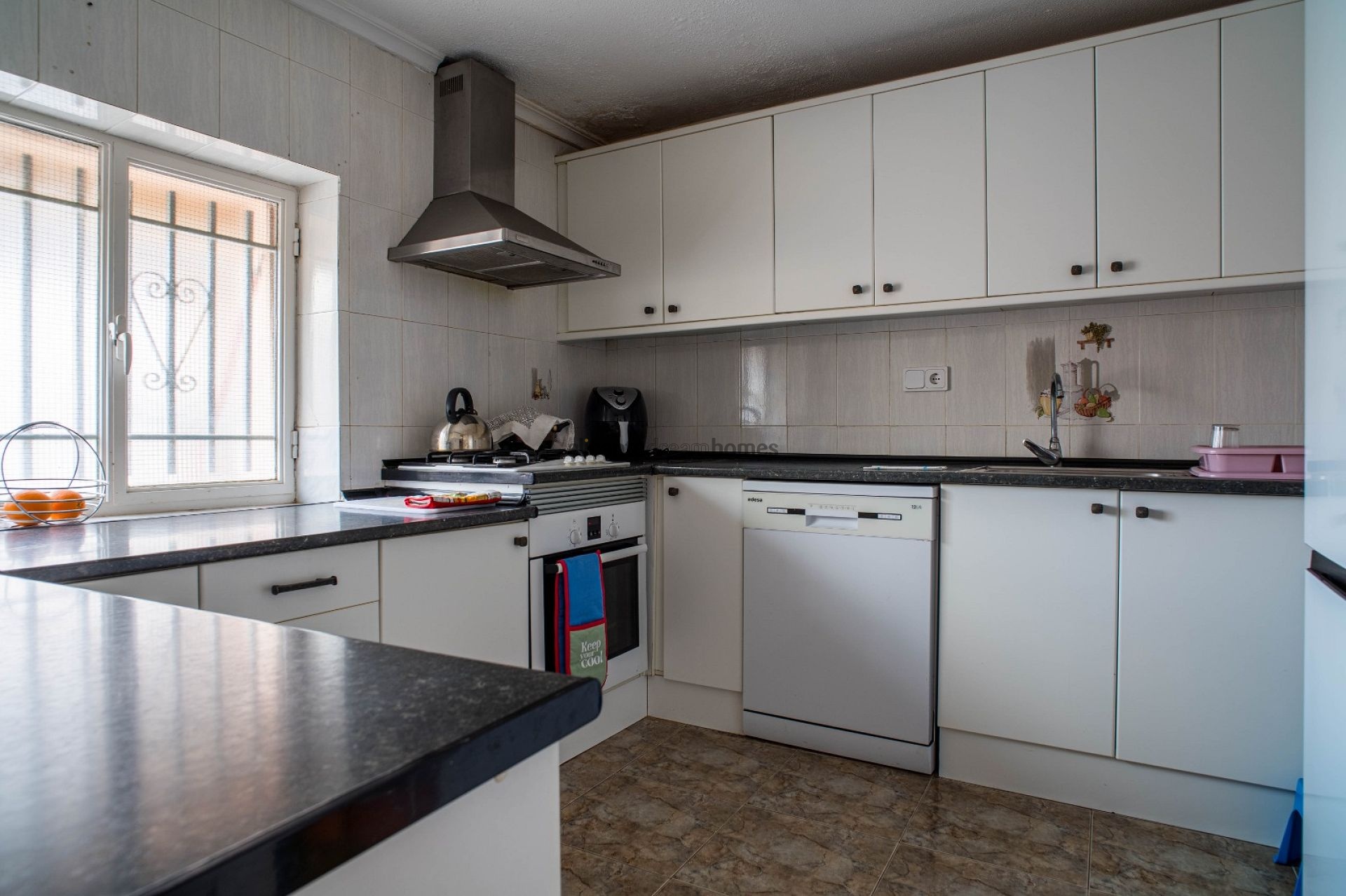 Resale - 5 Bedroom 4 Bathroom Country house in Pinoso -  - Alicante
