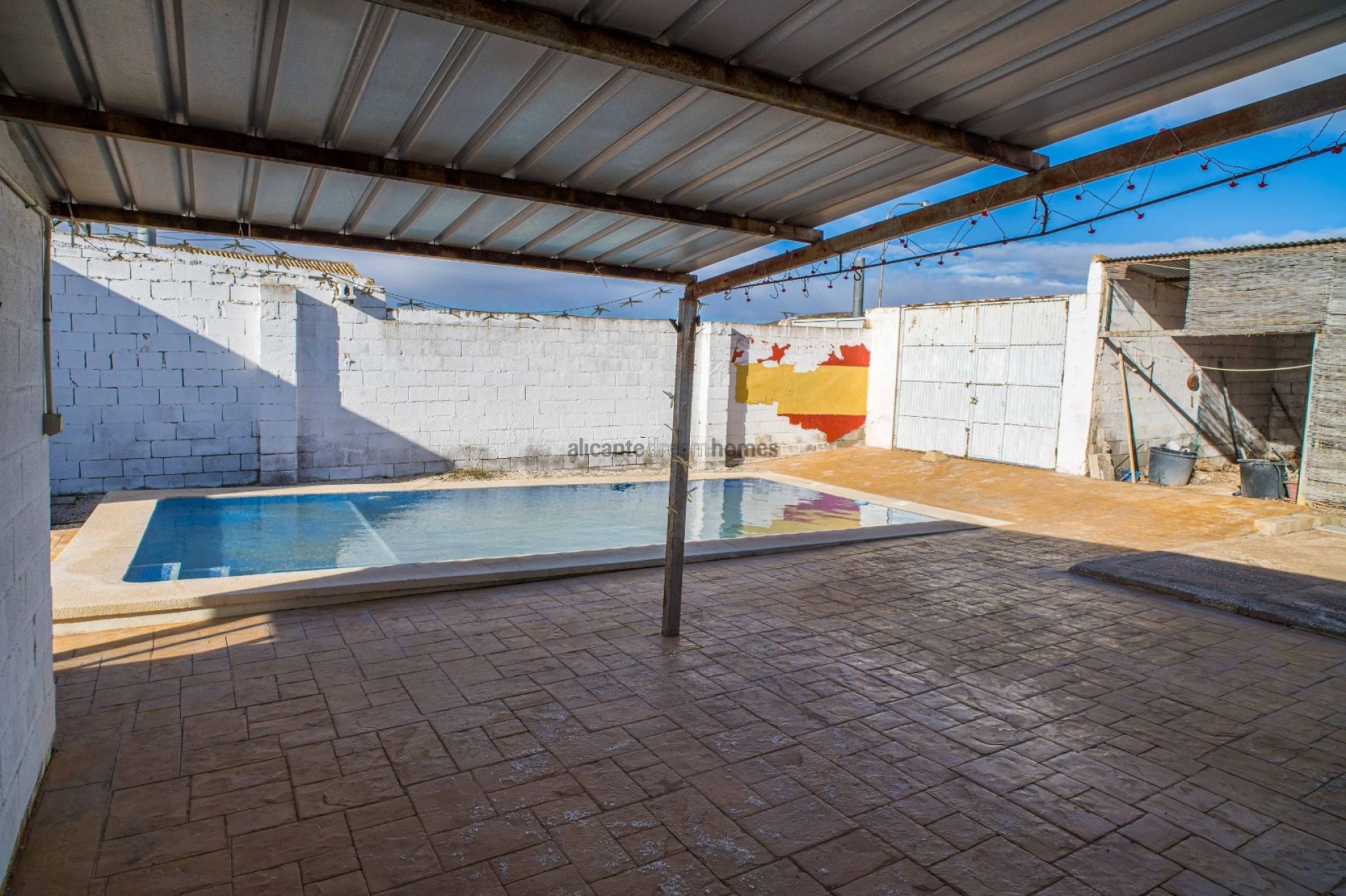 Resale - 5 Bedroom 4 Bathroom Country house in Pinoso -  - Alicante