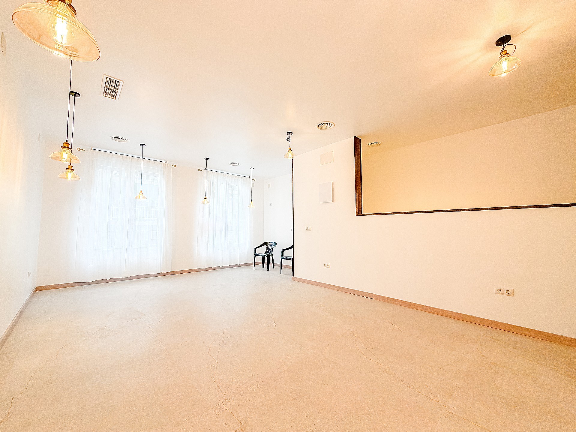 Resale - 2 Bedroom 2 Bathroom Apartment in Elche -  - Alicante
