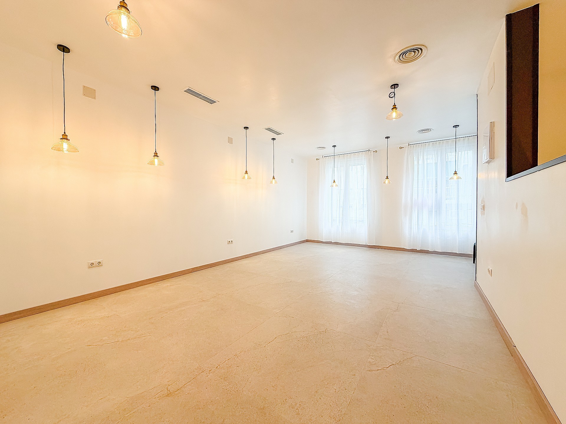 Resale - 2 Bedroom 2 Bathroom Apartment in Elche -  - Alicante