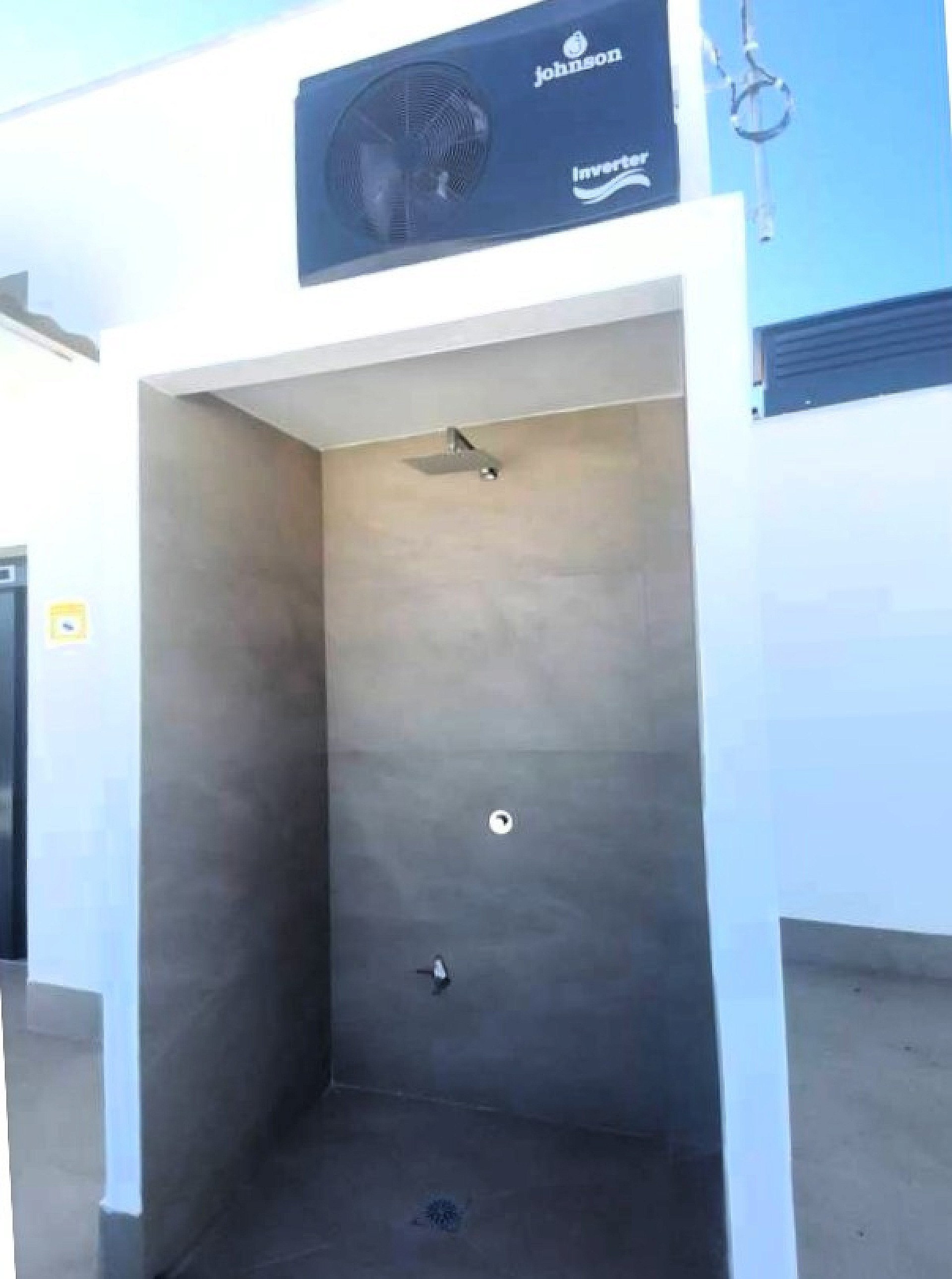 Resale - 2 Bedroom 1 Bathroom Apartment in Torrevieja -  - Alicante