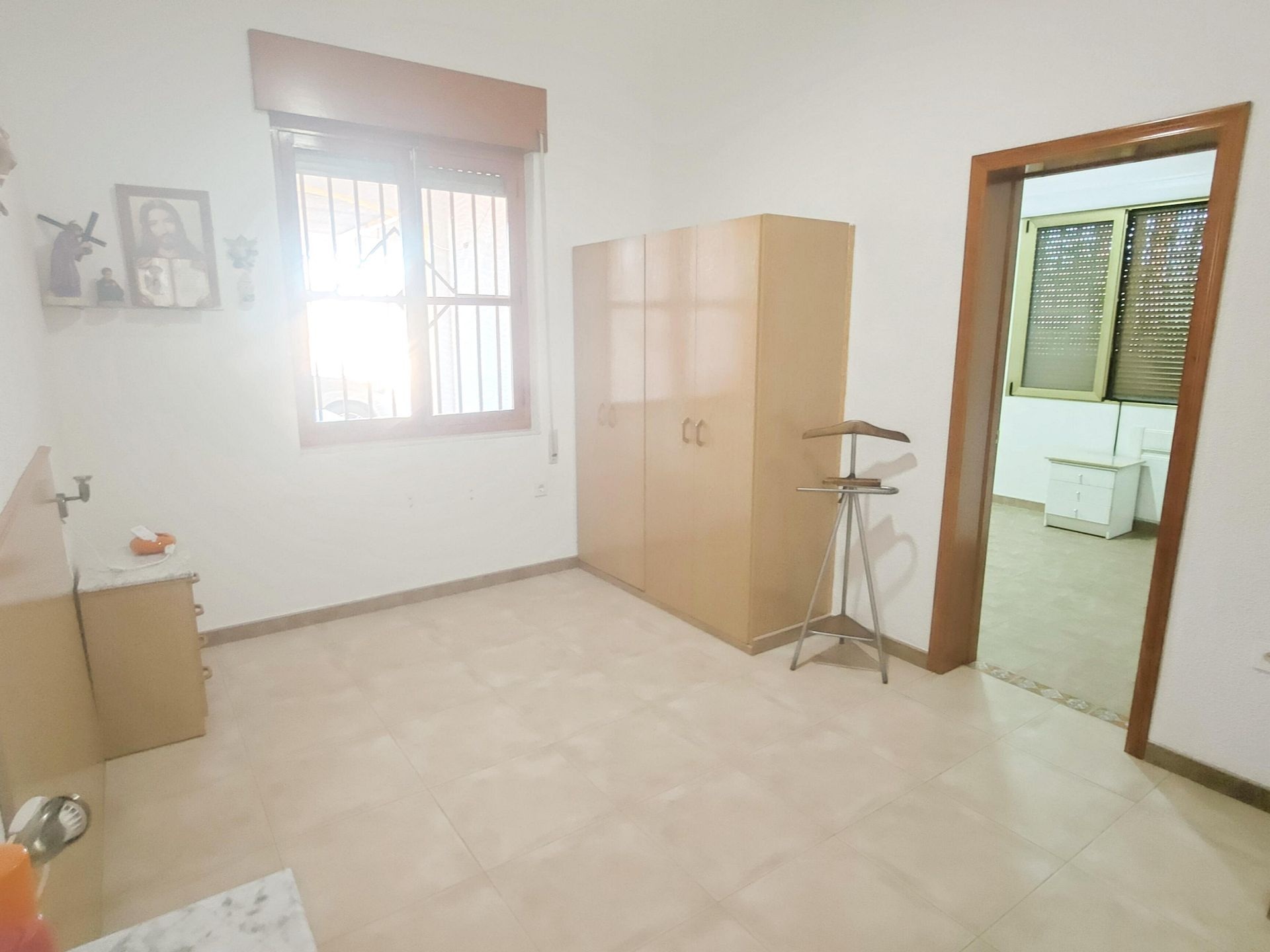 Resale - 6 Bedroom 4 Bathroom Villa in Aspe -  - Alicante