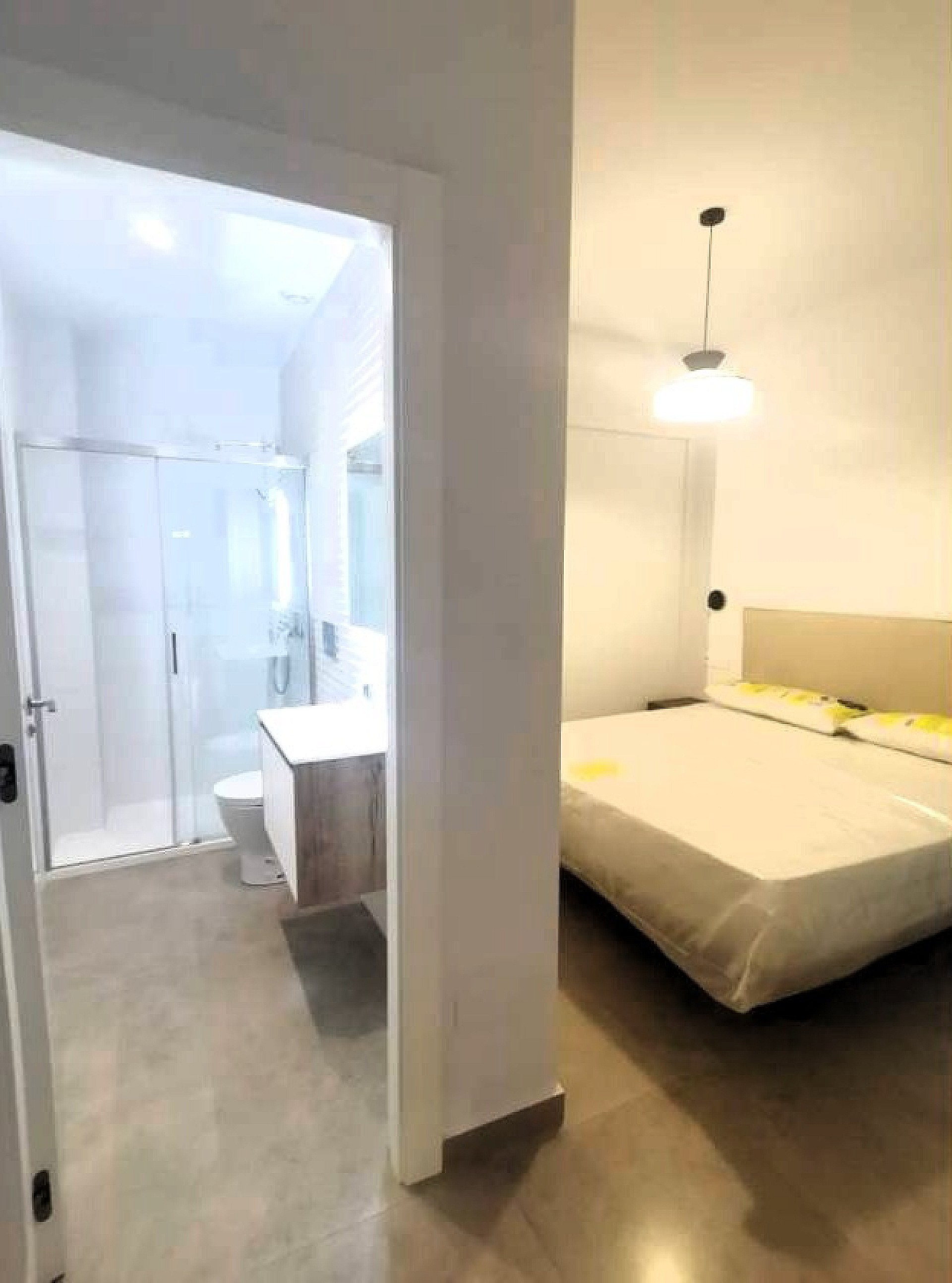 Resale - 2 Bedroom 2 Bathroom Apartment in Torrevieja -  - Alicante