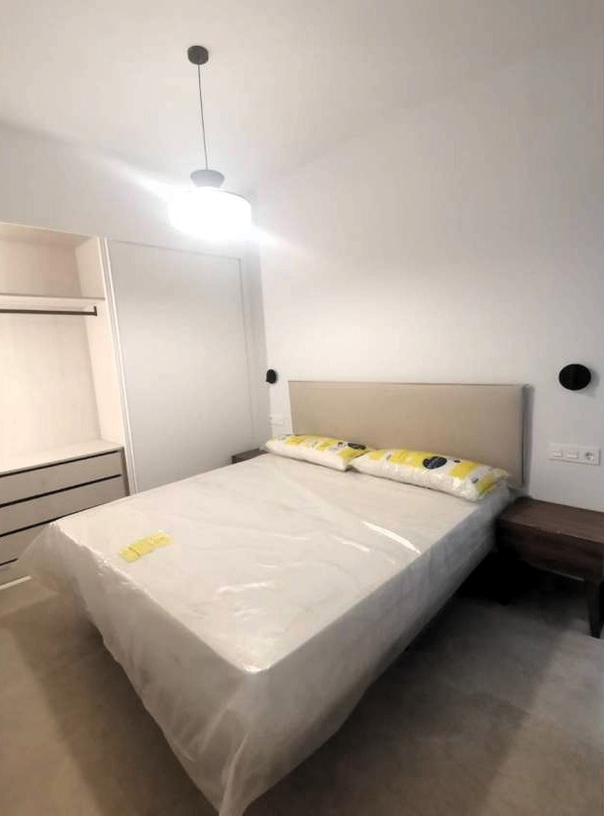 Resale - 2 Bedroom 2 Bathroom Apartment in Torrevieja -  - Alicante