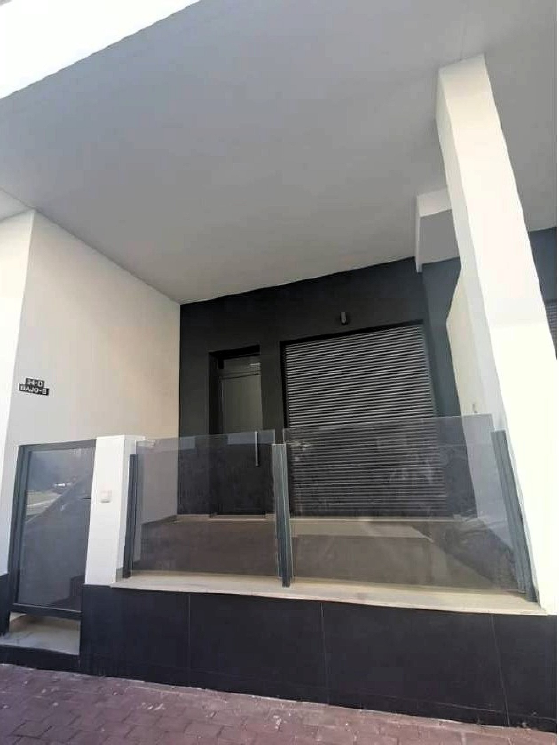 Resale - 2 Bedroom 2 Bathroom Apartment in Torrevieja -  - Alicante