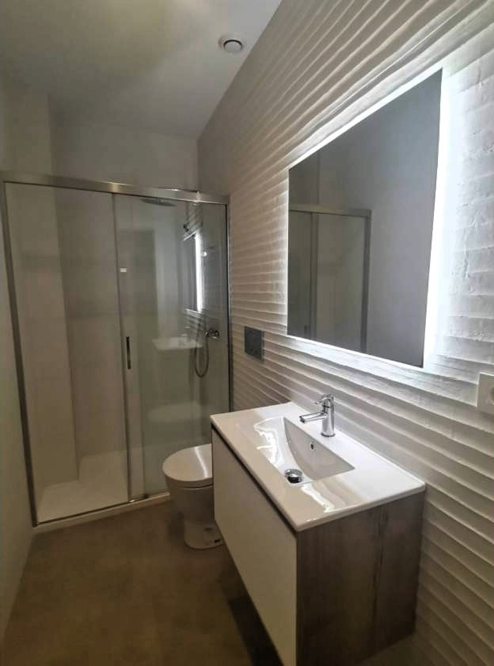 Resale - 2 Bedroom 2 Bathroom Apartment in Torrevieja -  - Alicante