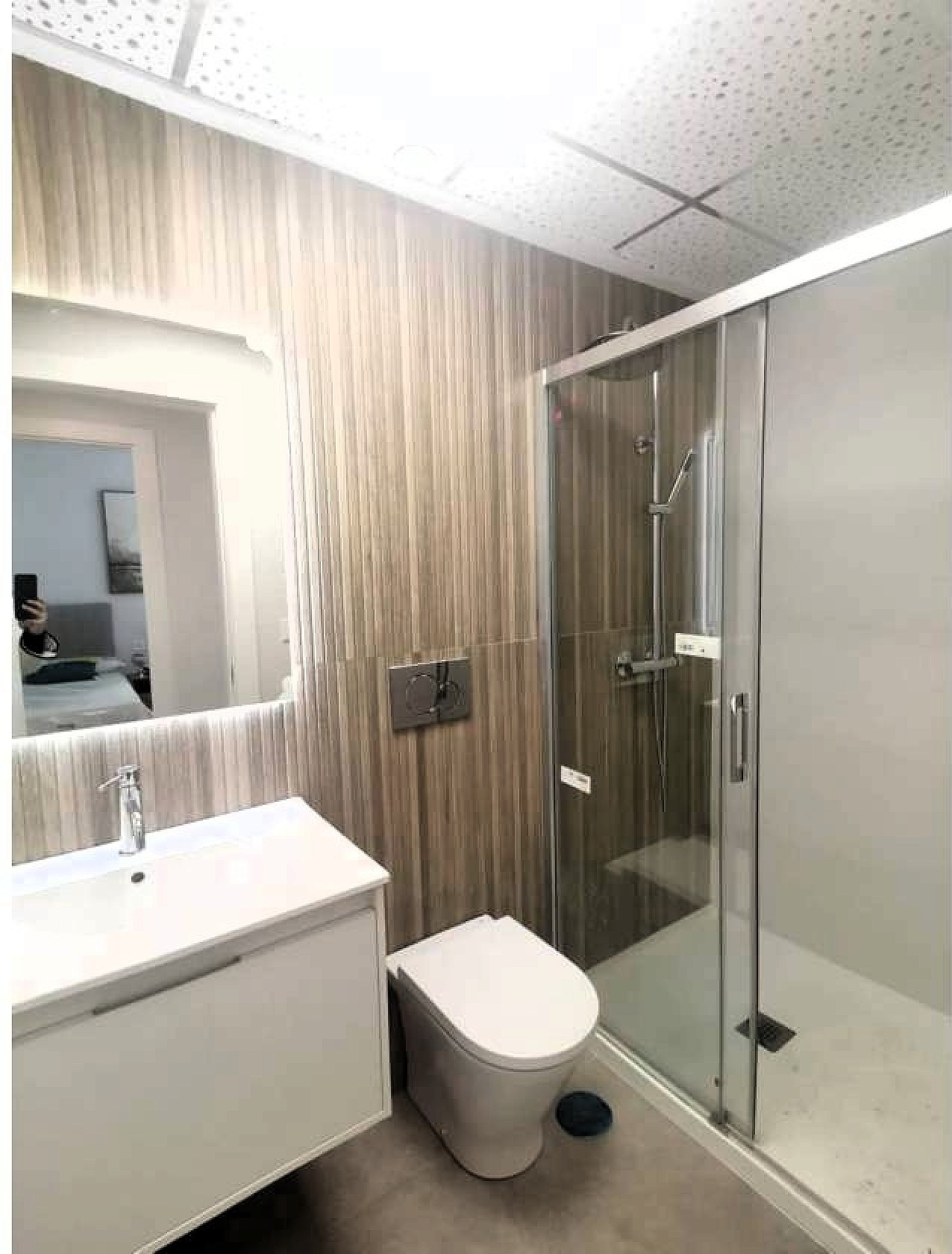 Resale - 2 Bedroom 2 Bathroom Apartment in Torrevieja -  - Alicante