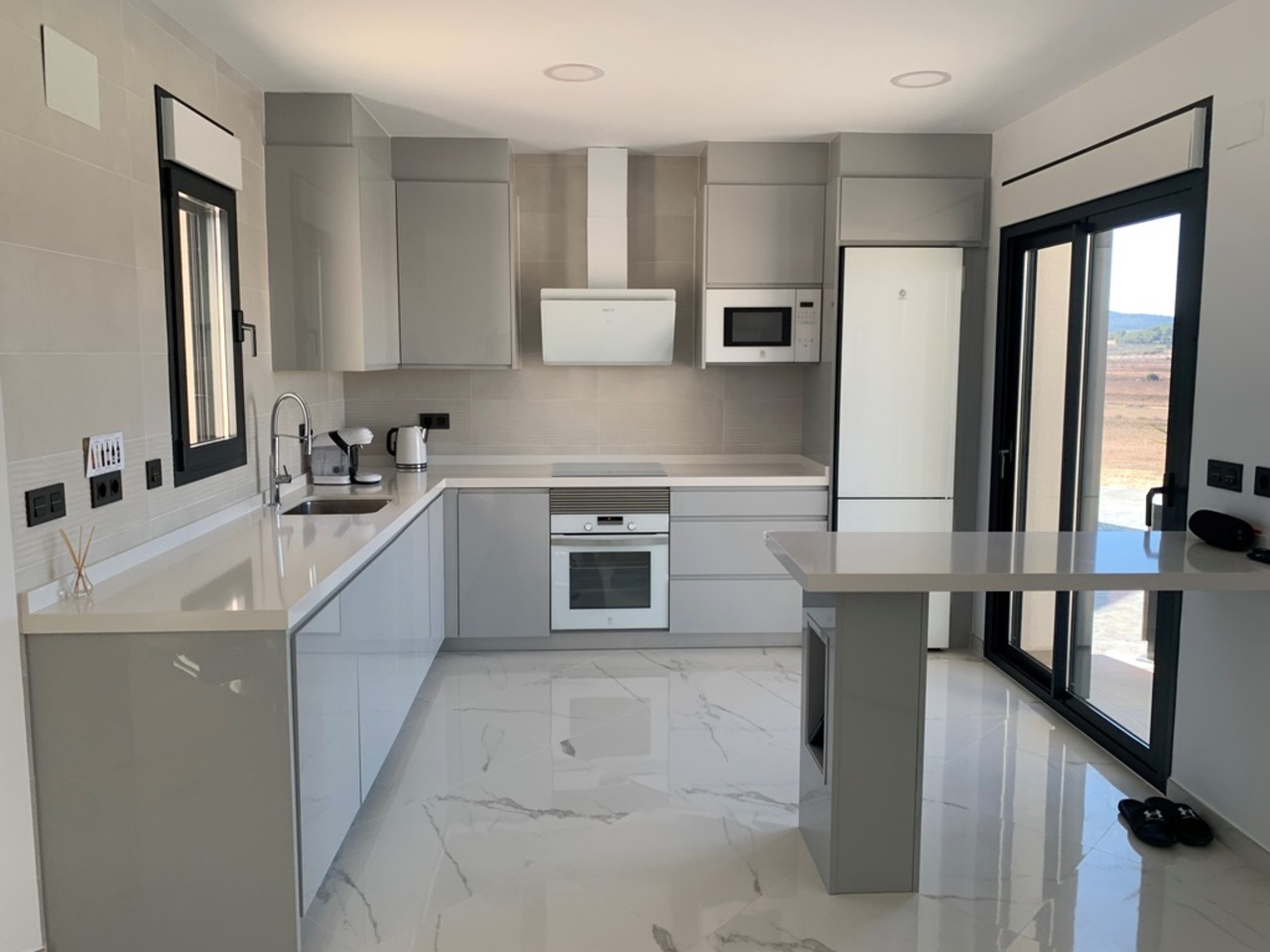 Resale - 4 Bedroom 3 Bathroom Villa in Pinoso - , Pinoso, Alicante, Spain - Alicante