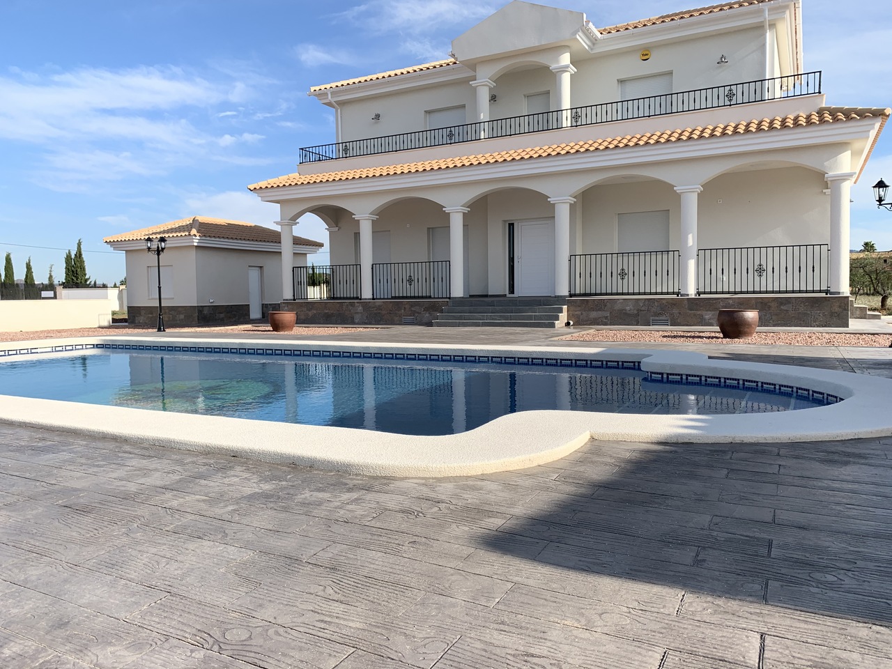 Resale - 4 Bedroom 3 Bathroom Villa in Pinoso - , Pinoso, Alicante, Spain - Alicante