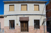 6 Bedroom 2 Bathroom Townhouse in Pinoso