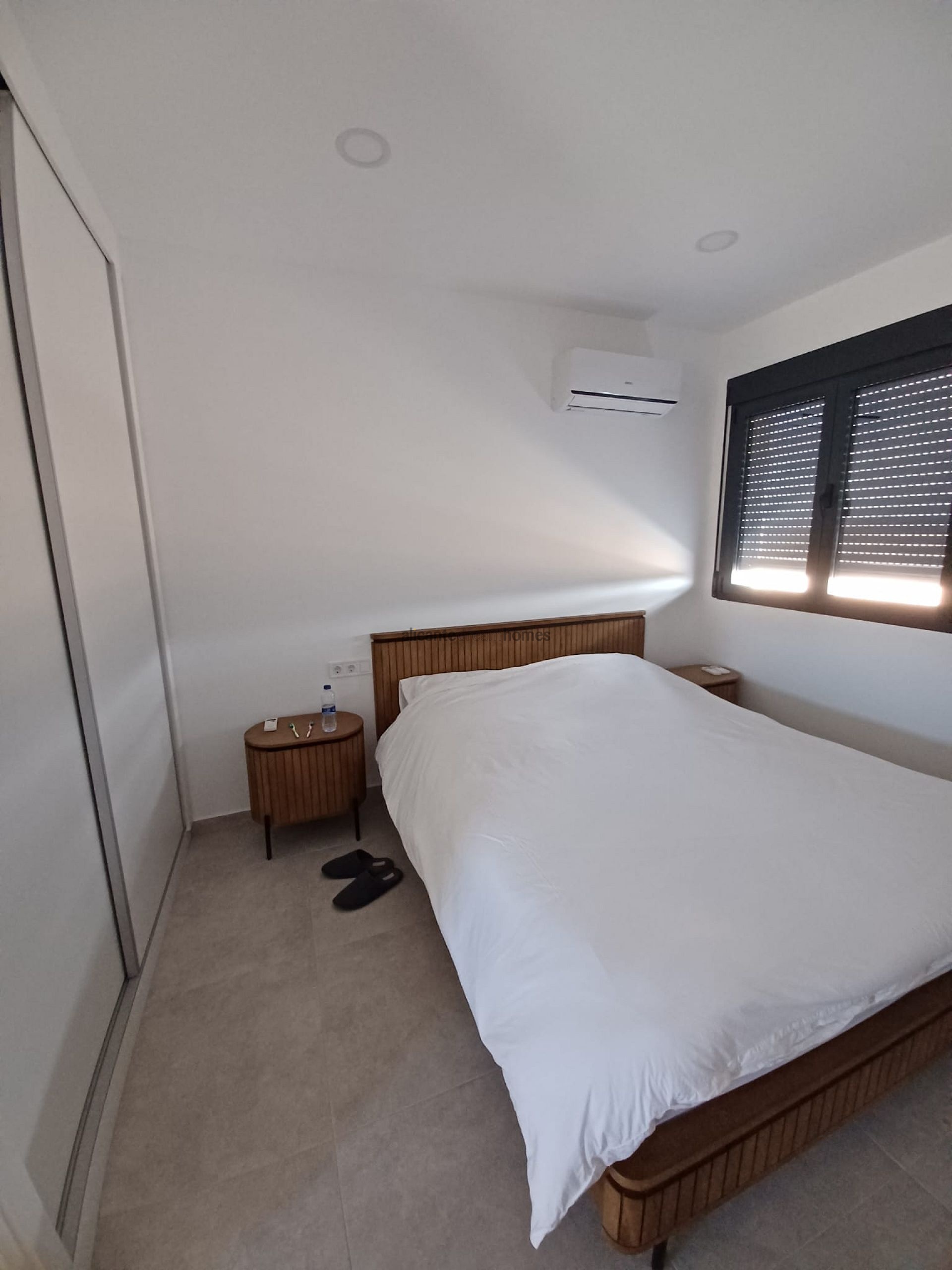 Resale - 3 Bedroom 2 Bathroom Villa in Pinoso -  - Alicante