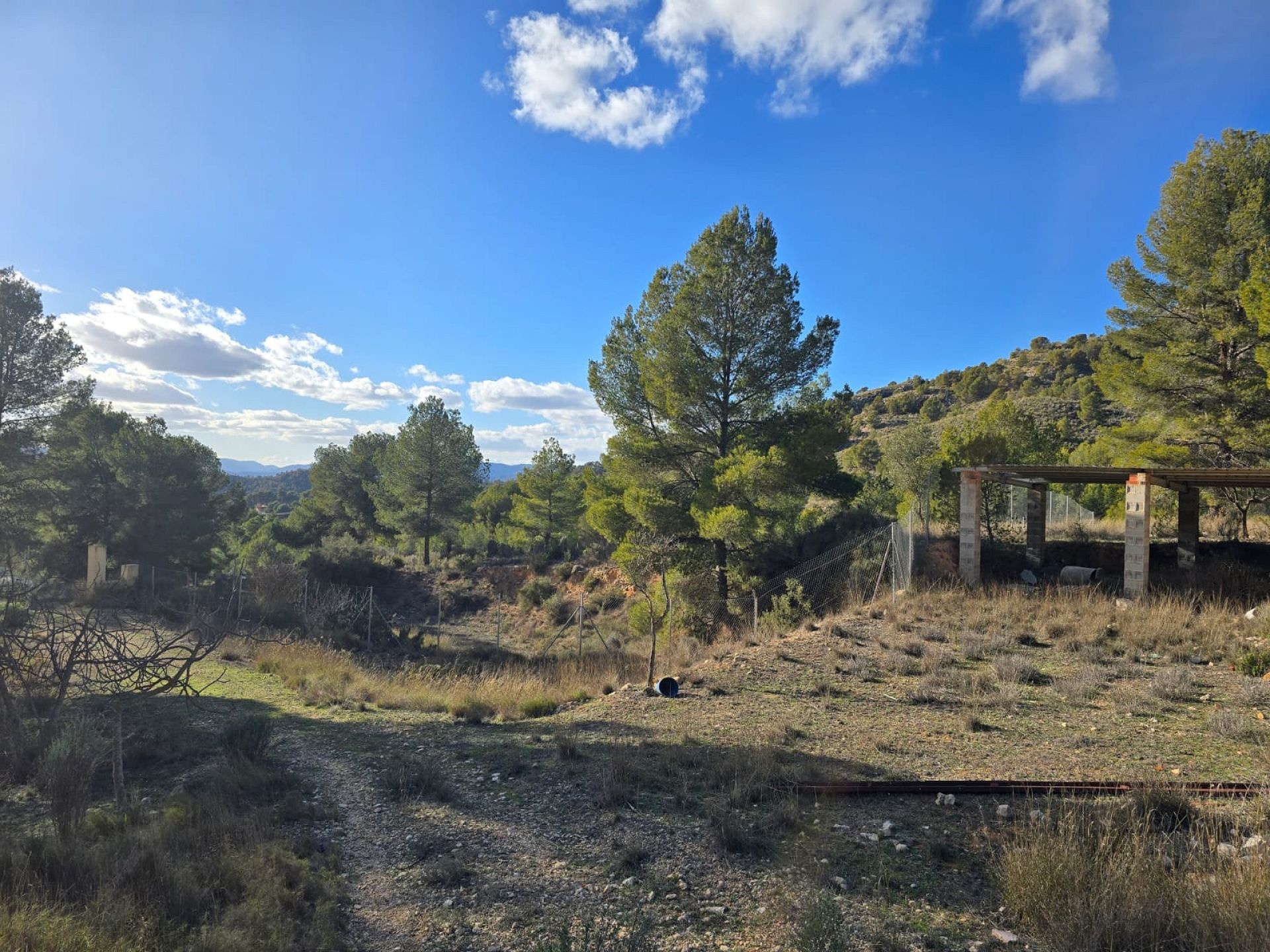 Resale - 3 Bedroom 2 Bathroom Villa in Petrer -  - Alicante