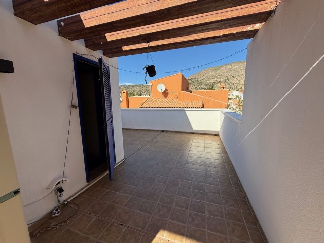 Resale - 4 Bedroom 2 Bathroom Villa in Fortuna - , Fortuna, Murcia, Spain - Murcia