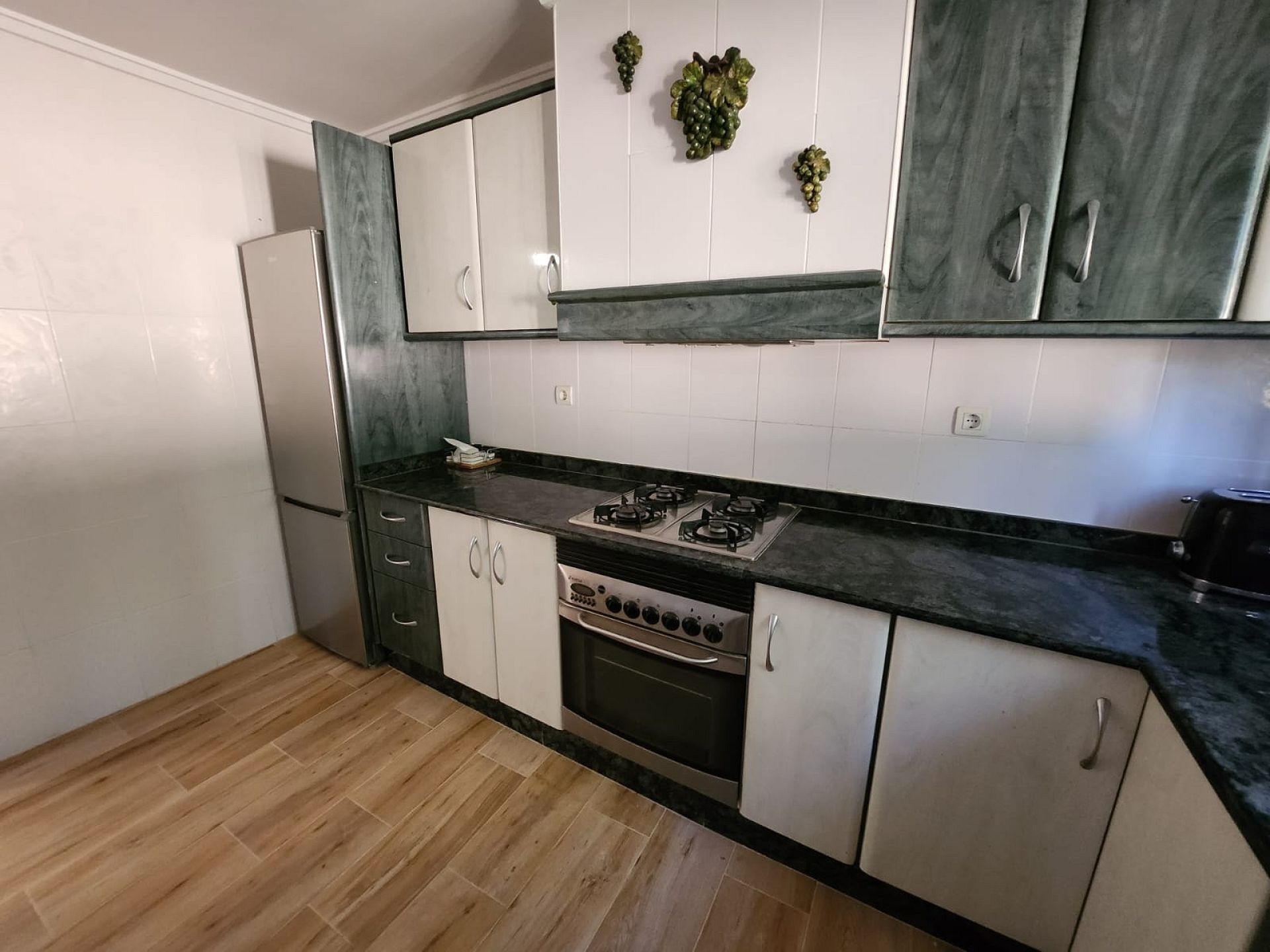 Resale - 4 Bedroom 2 Bathroom Villa in Villena -  - Alicante