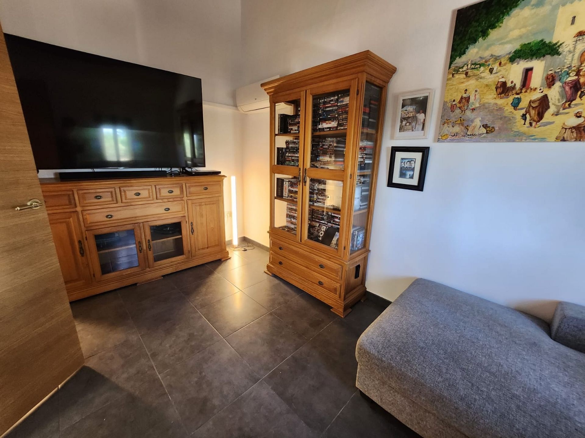 Resale - 4 Bedroom 2 Bathroom Villa in Villena -  - Alicante