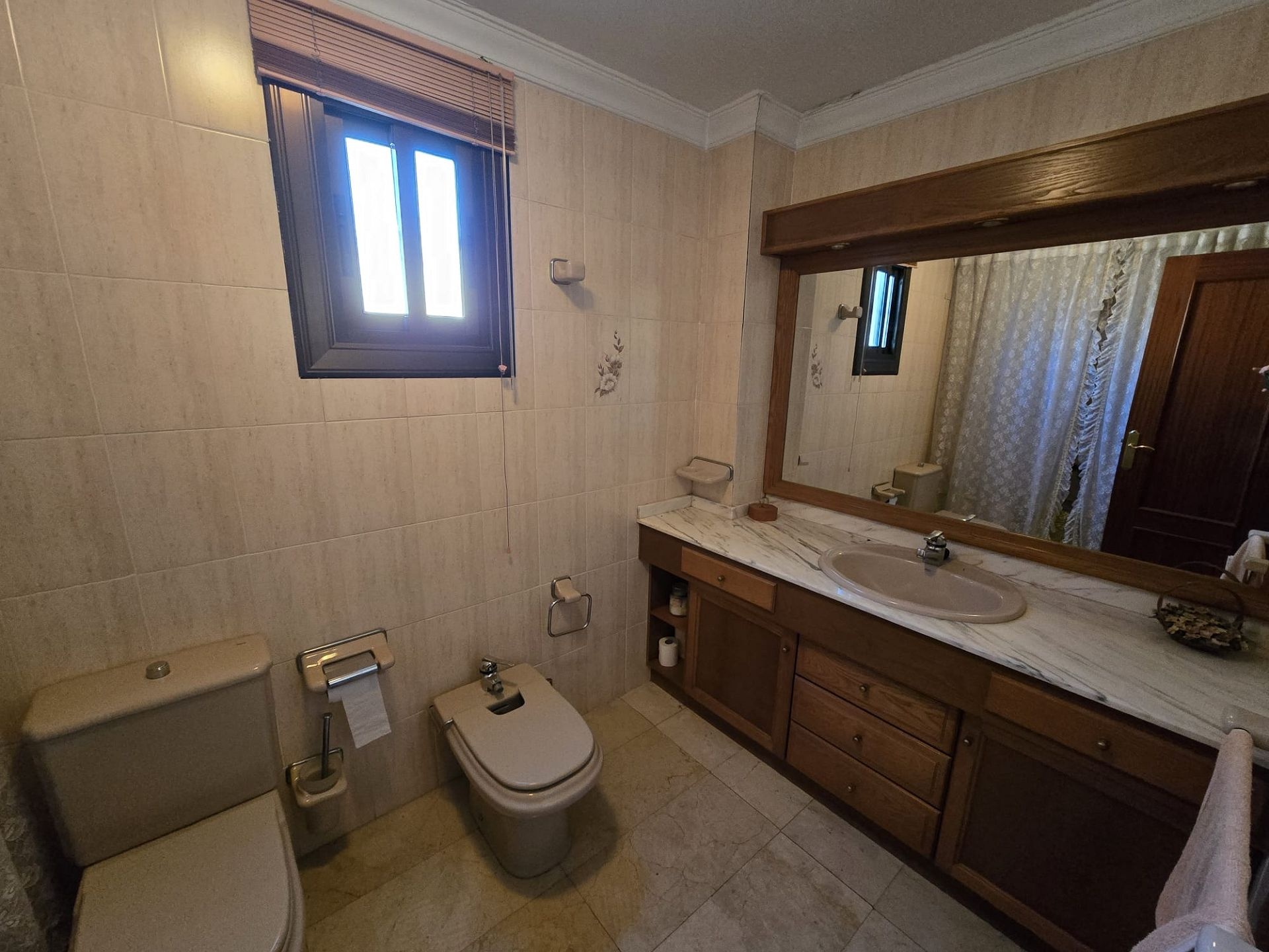 Sold - 6 Bedroom 3 Bathroom Townhouse in Salinas -  - Alicante