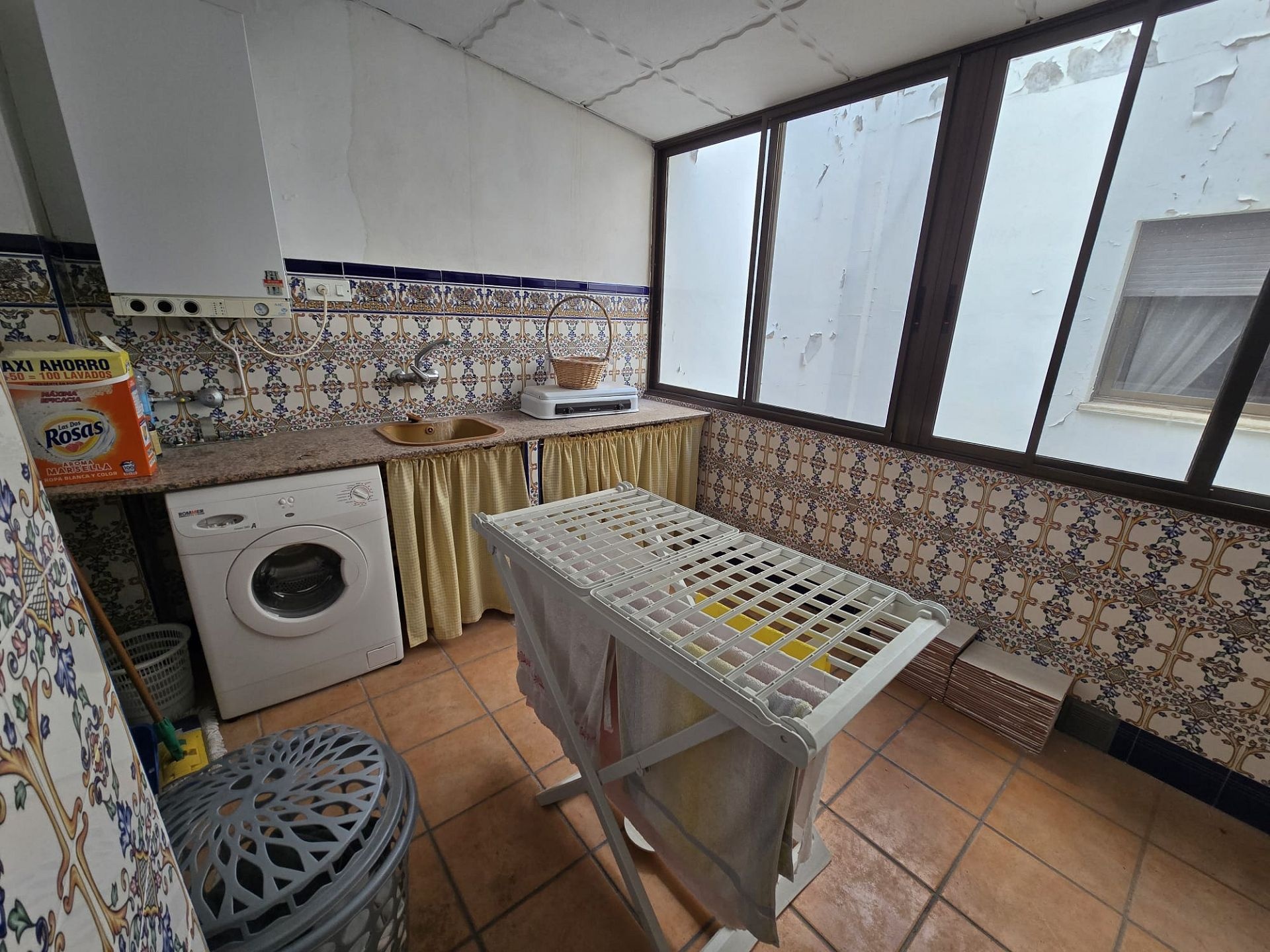 Sold - 6 Bedroom 3 Bathroom Townhouse in Salinas -  - Alicante