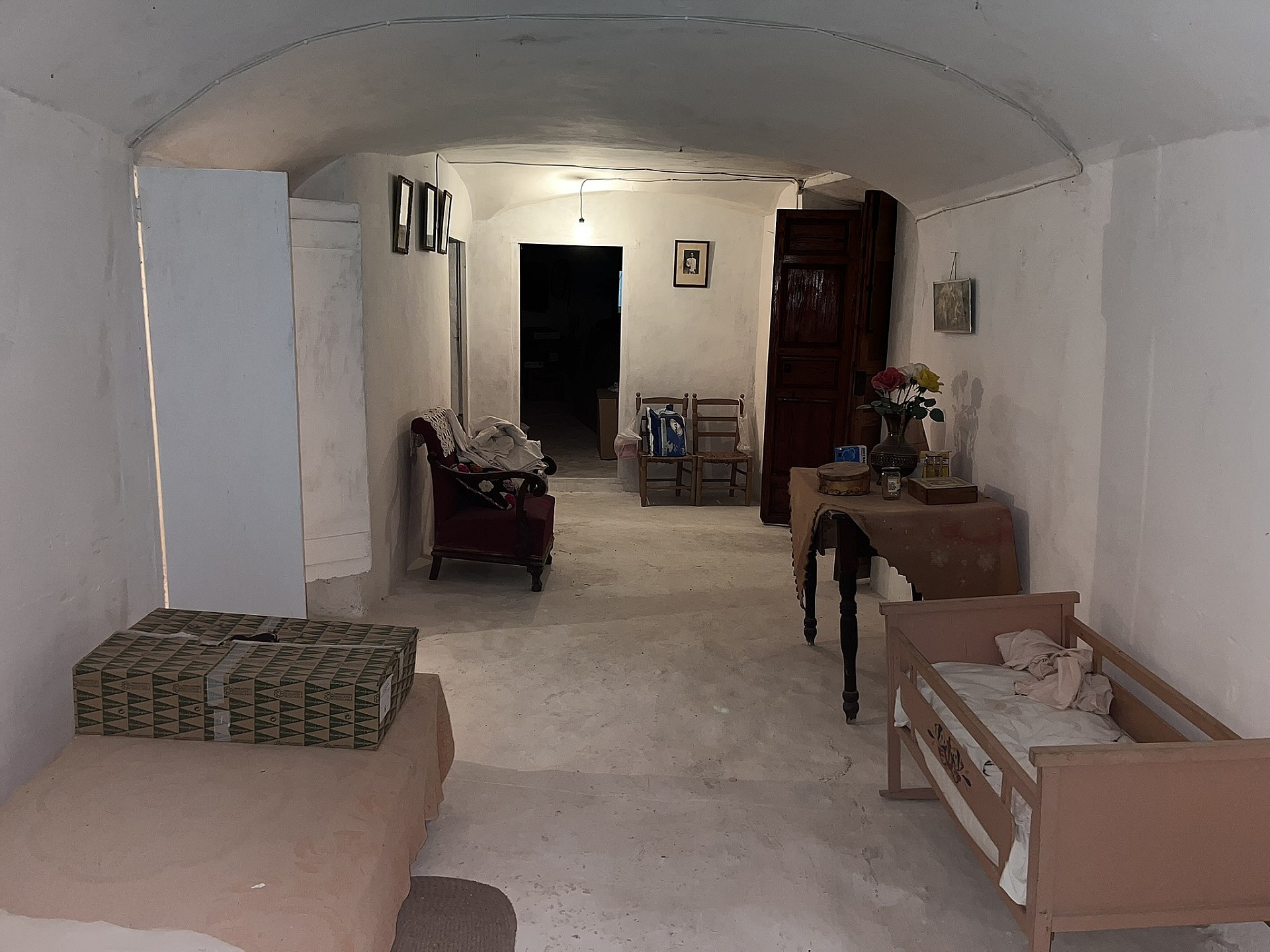 Resale - 8 Bedroom 2 Bathroom Country house in Hondón de las Nieves -  - Alicante