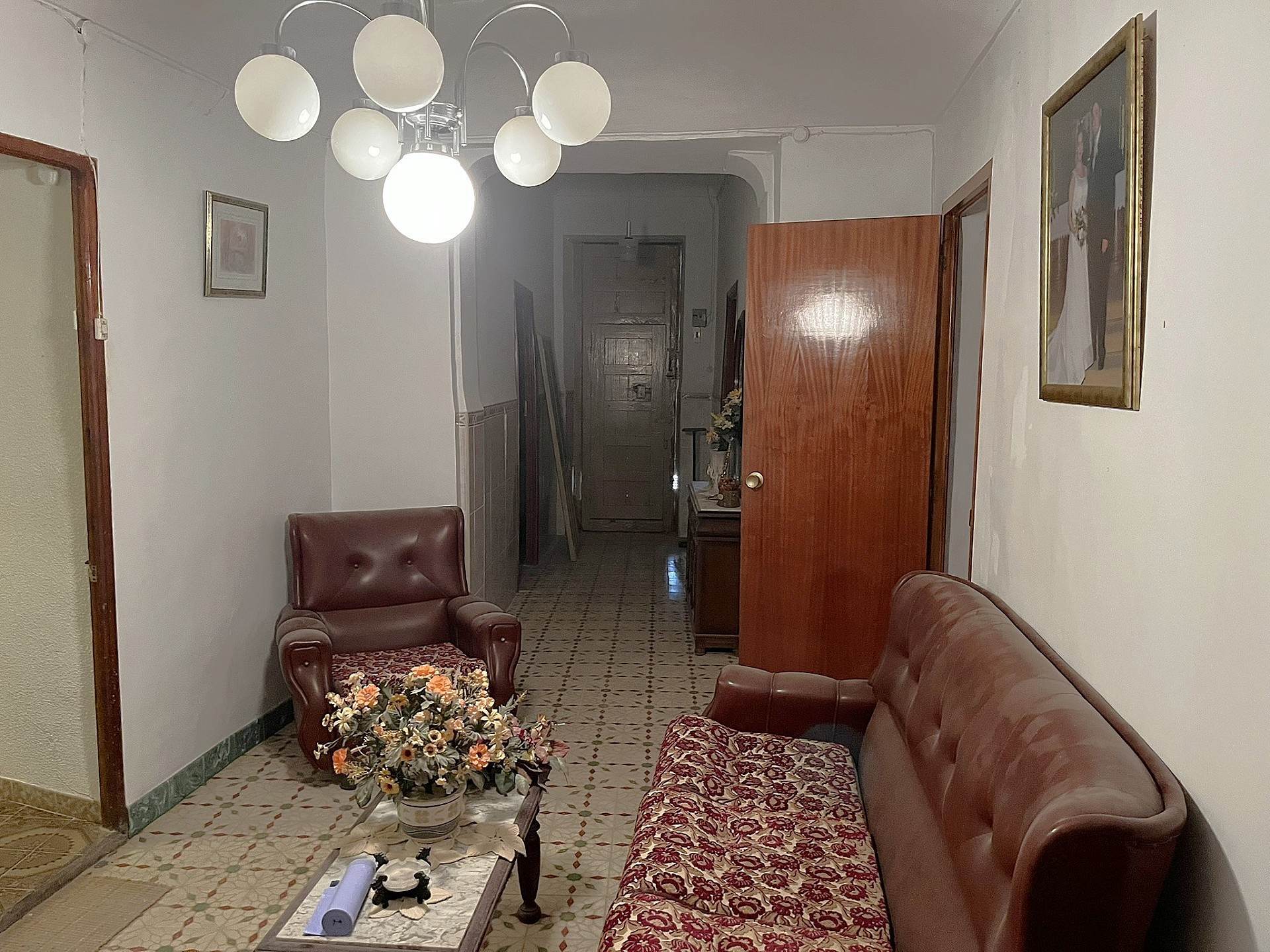 Resale - 8 Bedroom 2 Bathroom Country house in Hondón de las Nieves -  - Alicante