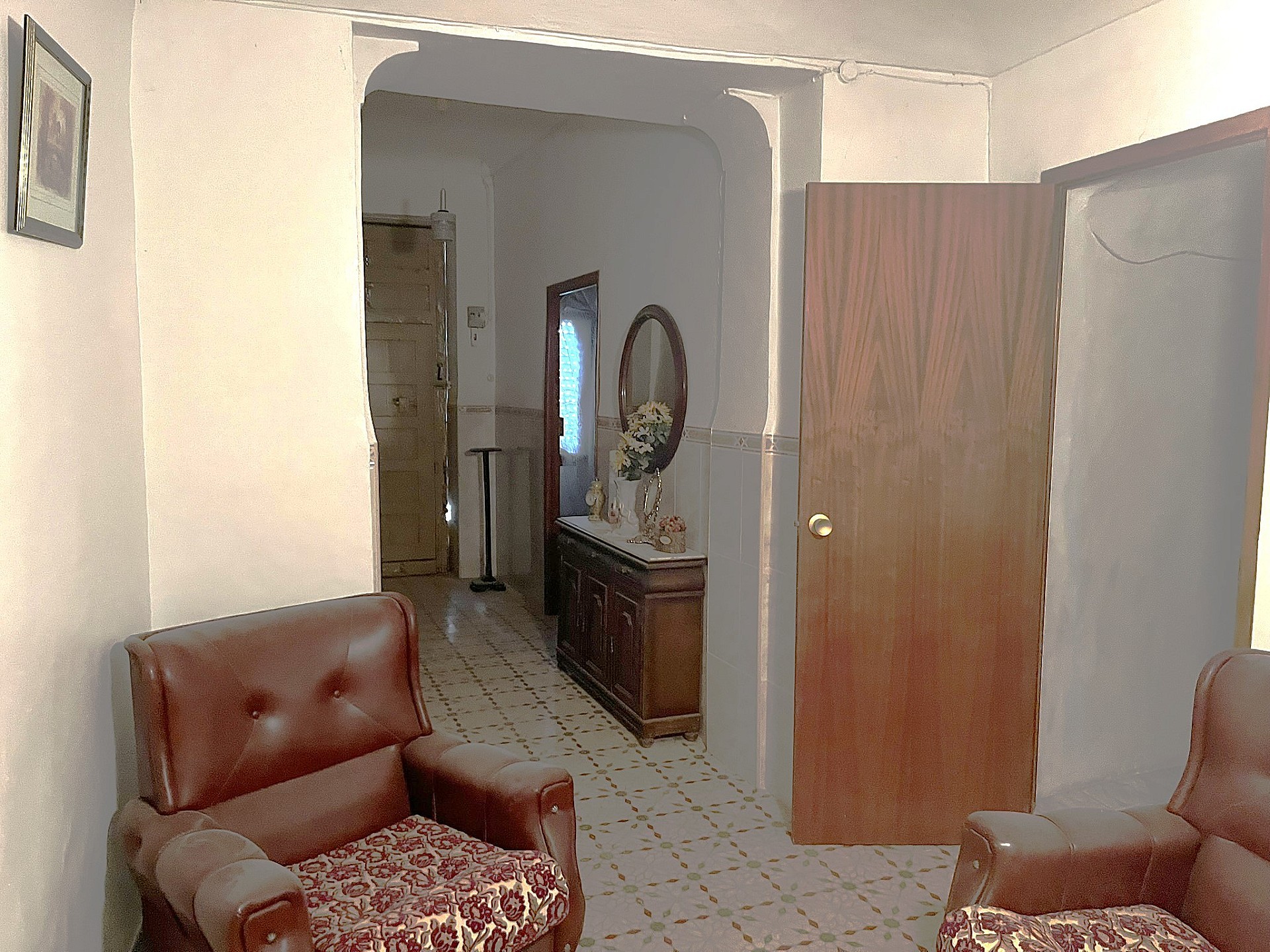 Resale - 8 Bedroom 2 Bathroom Country house in Hondón de las Nieves -  - Alicante