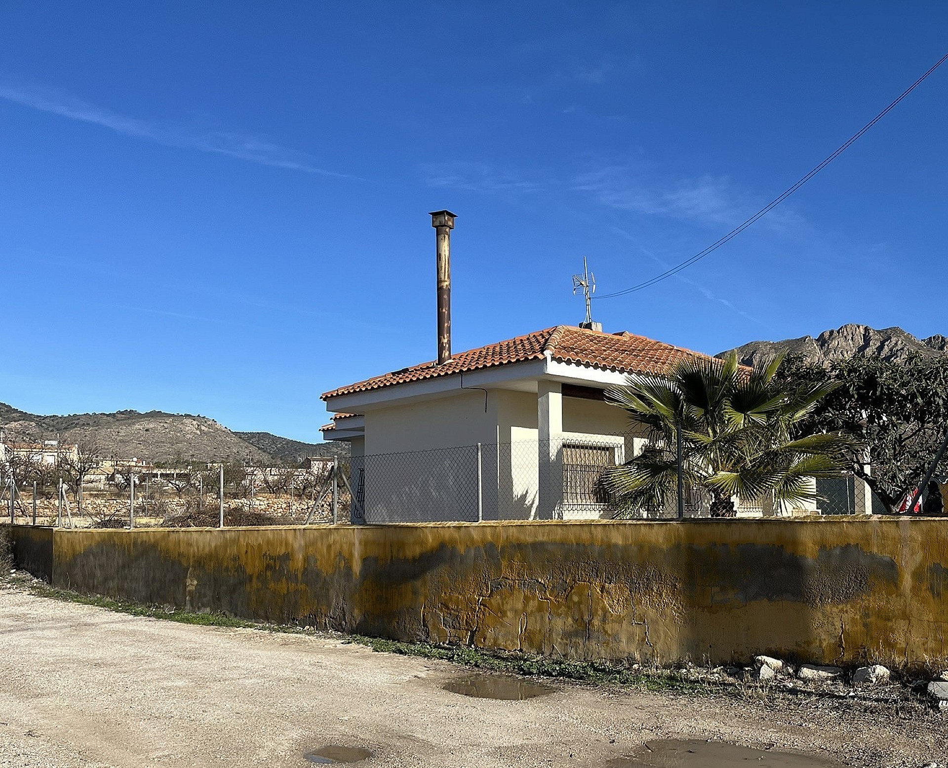 Sold - 3 Bedroom 1 Bathroom Villa in Macisvenda -  - Murcia