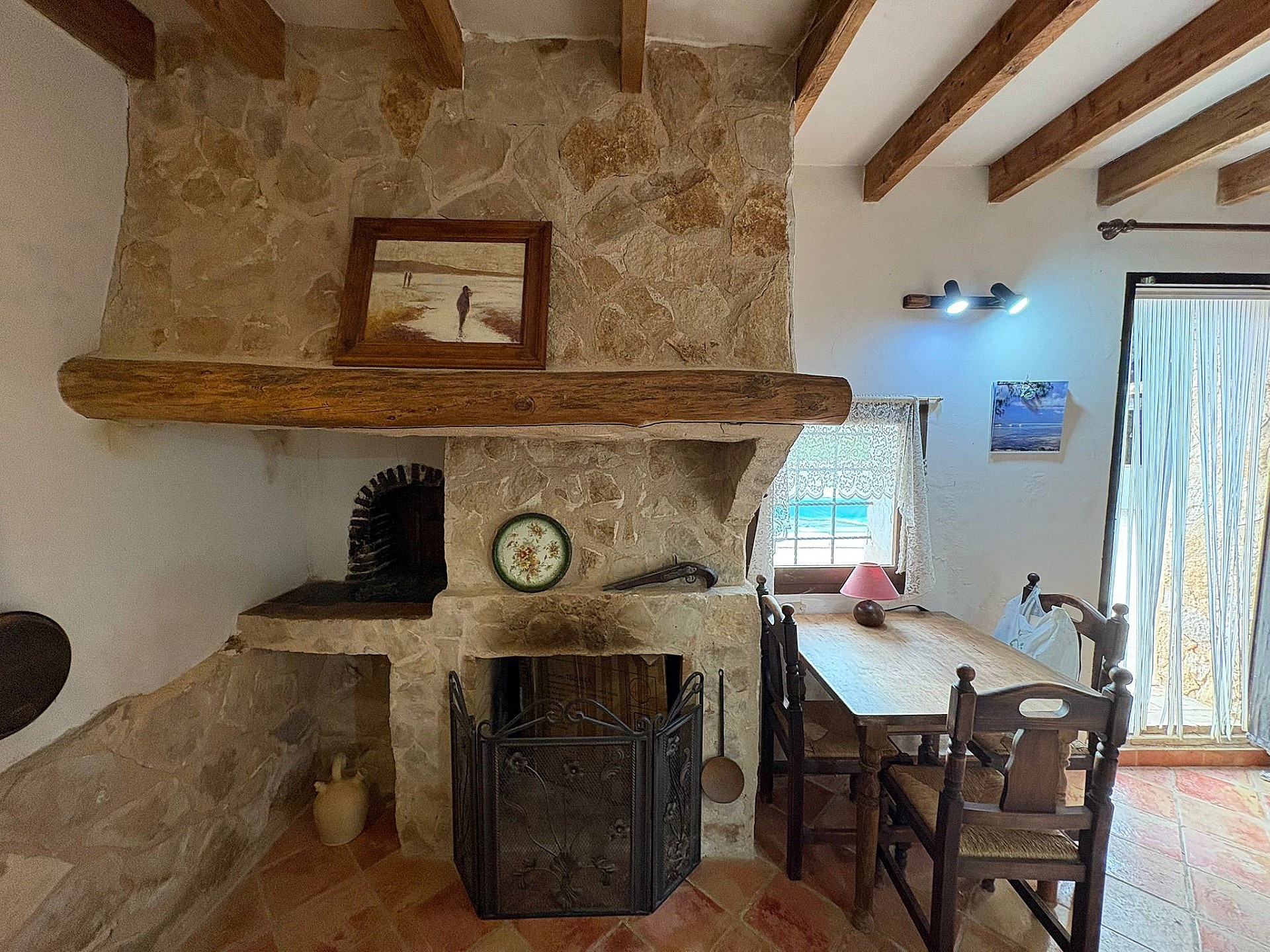 Resale - 6 Bedroom 2 Bathroom Semi-detached in Pinoso -  - Alicante