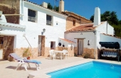 6 Bedroom 2 Bathroom Semi-detached in Pinoso