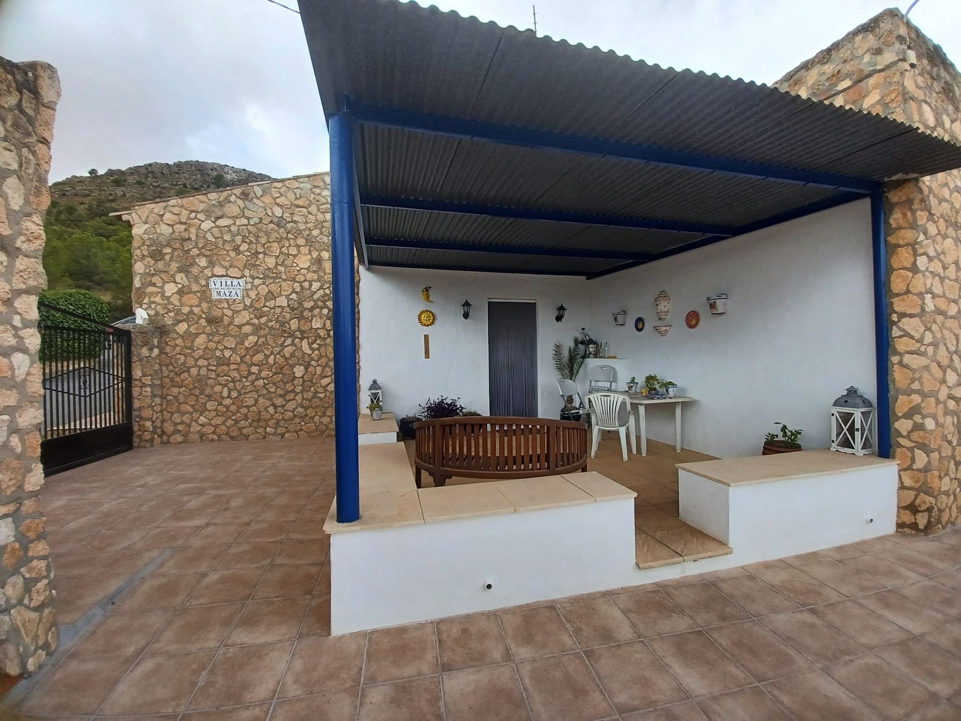 Resale - 3 Bedroom 1 Bathroom Country house in Yecla -  - Murcia