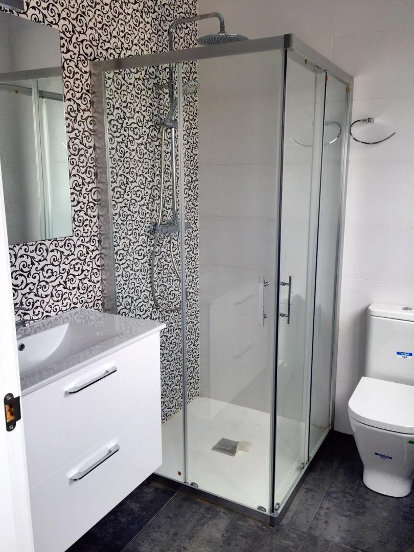 Resale - 4 Bedroom 3 Bathroom Villa in Pinoso -  - Alicante